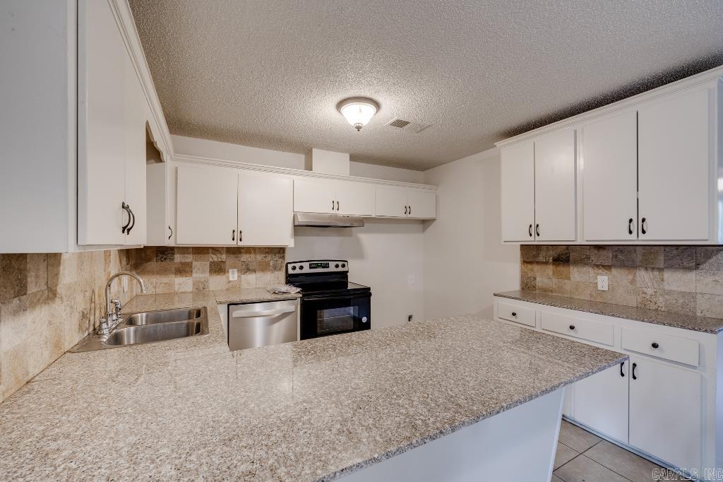 BRIARFIELD - Residential