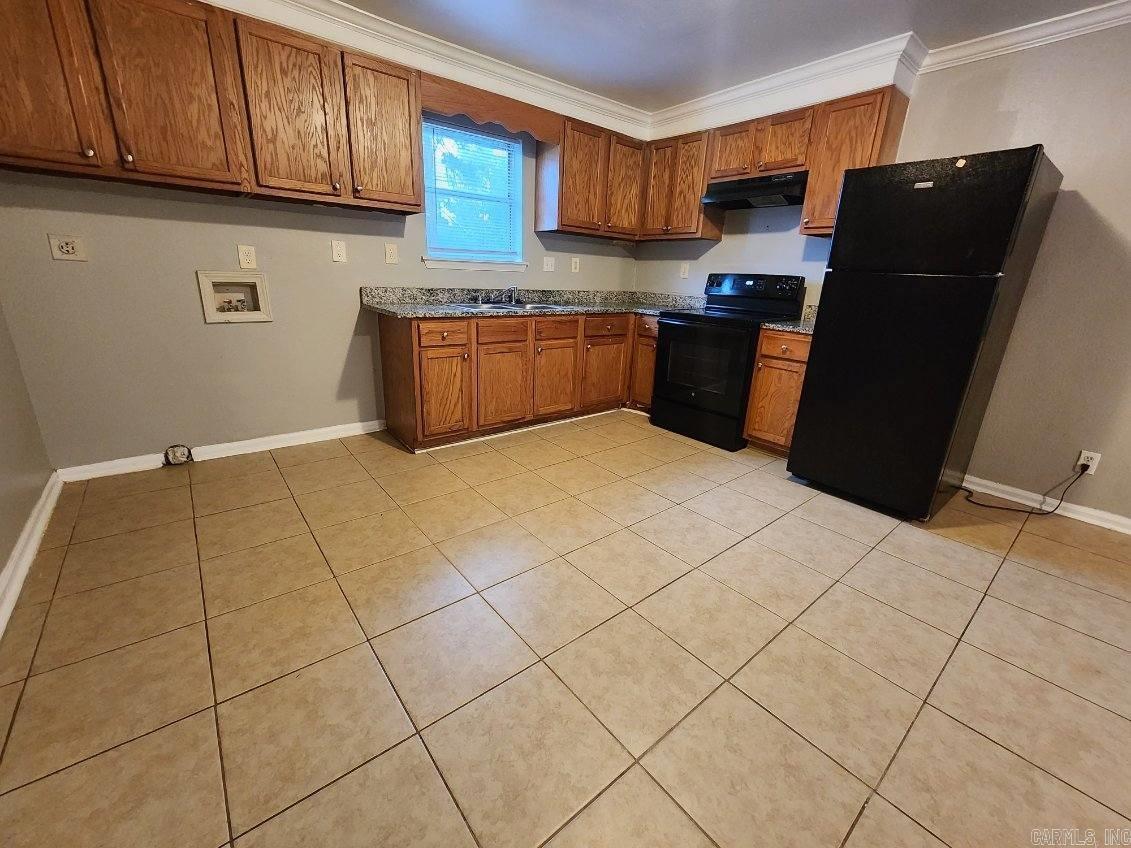 Pine Wood - Residential Lease