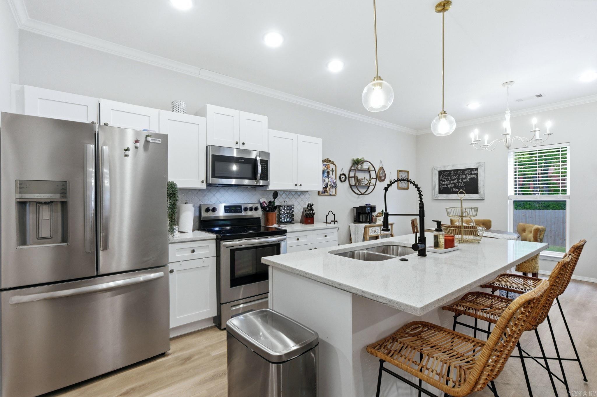 THE VILLAGES AT MAGNOLIA LANE - Residential