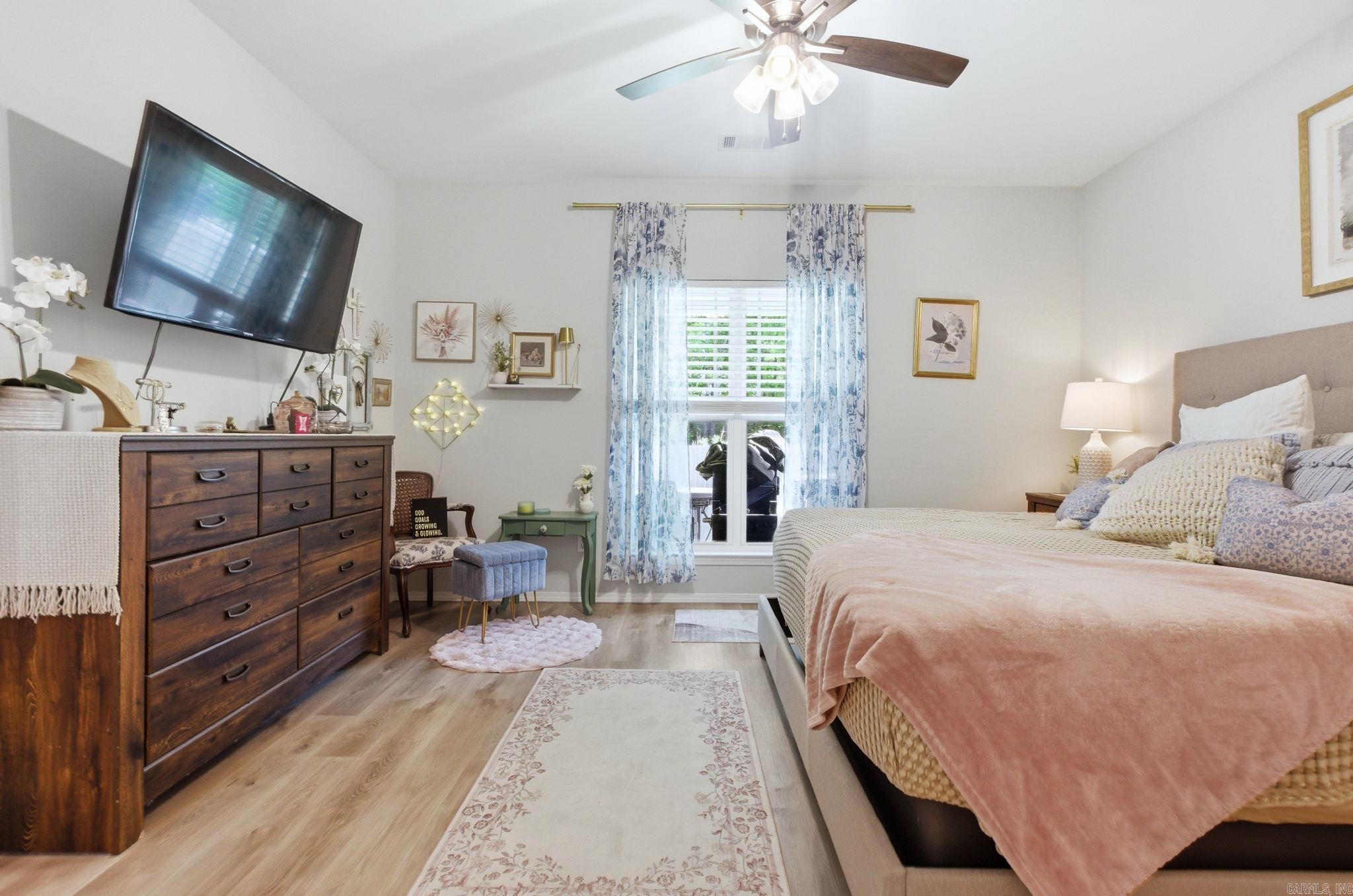 THE VILLAGES AT MAGNOLIA LANE - Residential