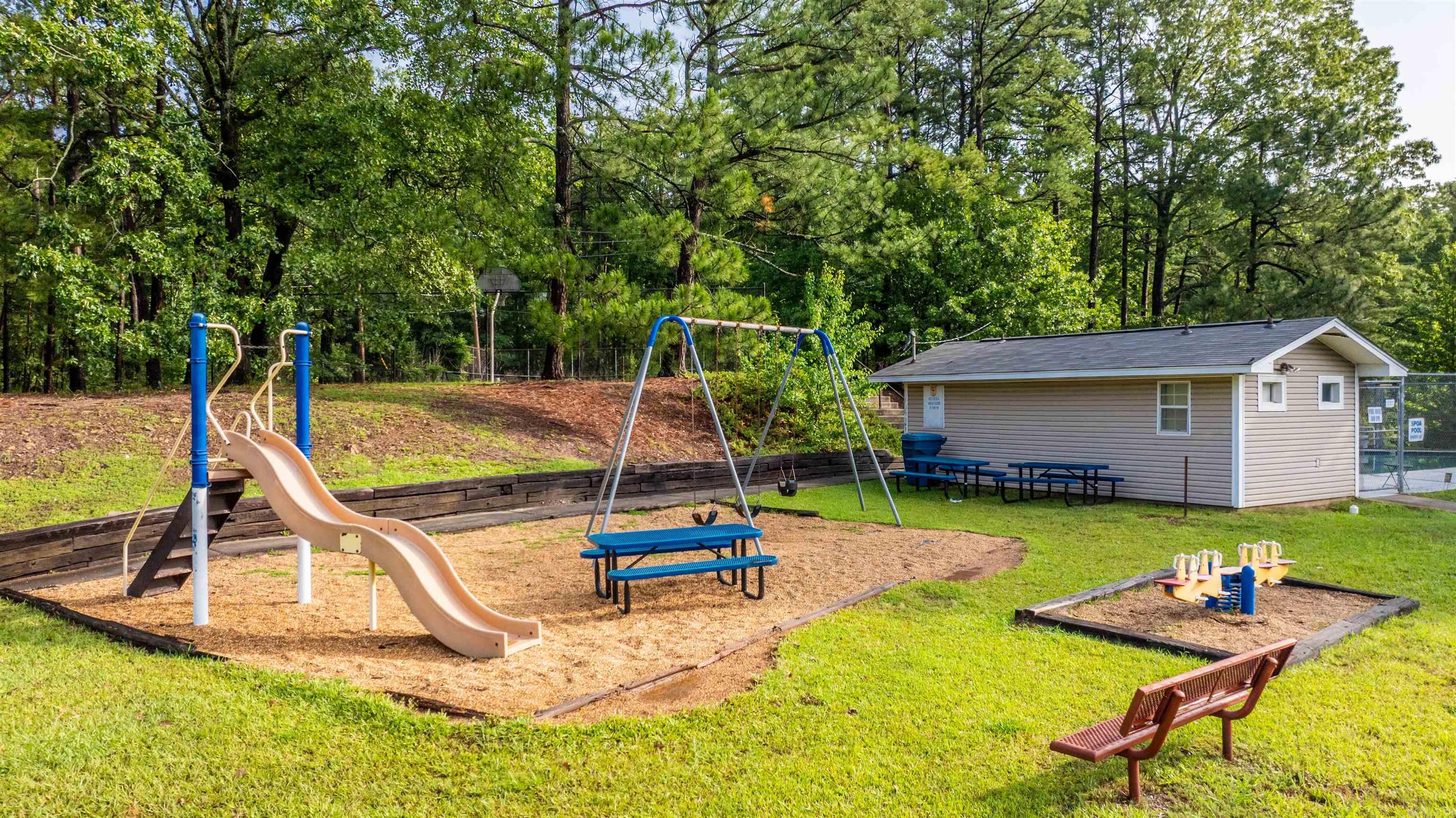 SANDPIPER WEST - Residential