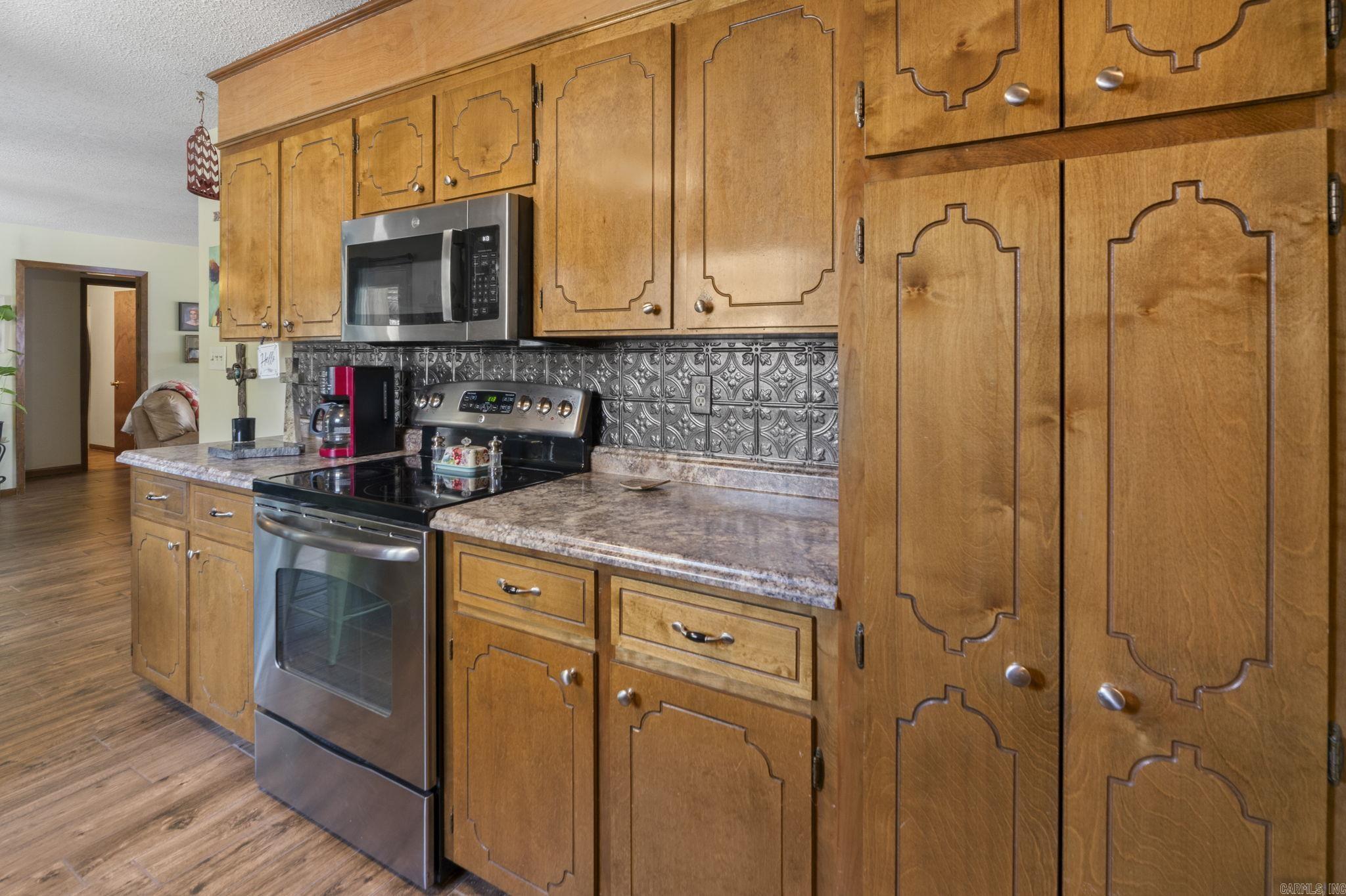 HACKLER SUB - Residential