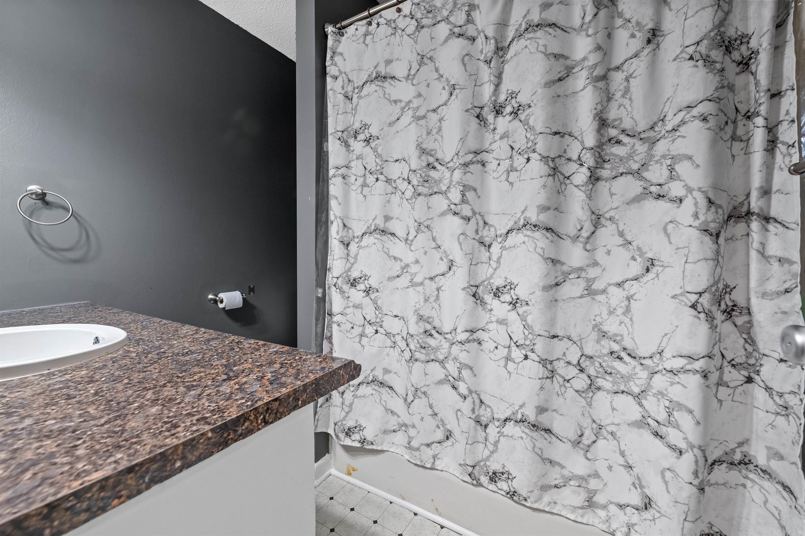 CARDINAL VALLEY - Residential