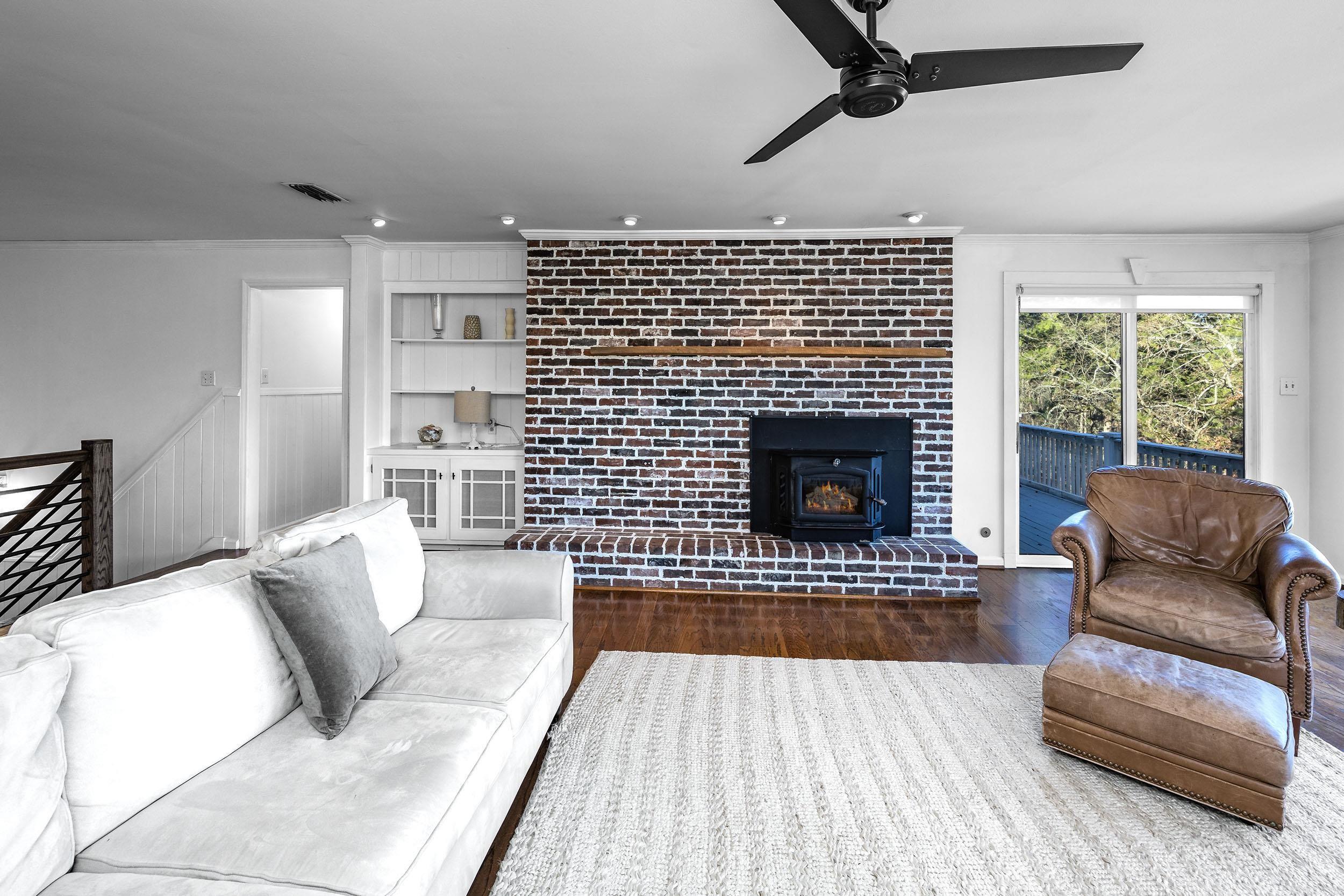 Pinnacle Mountain - Residential