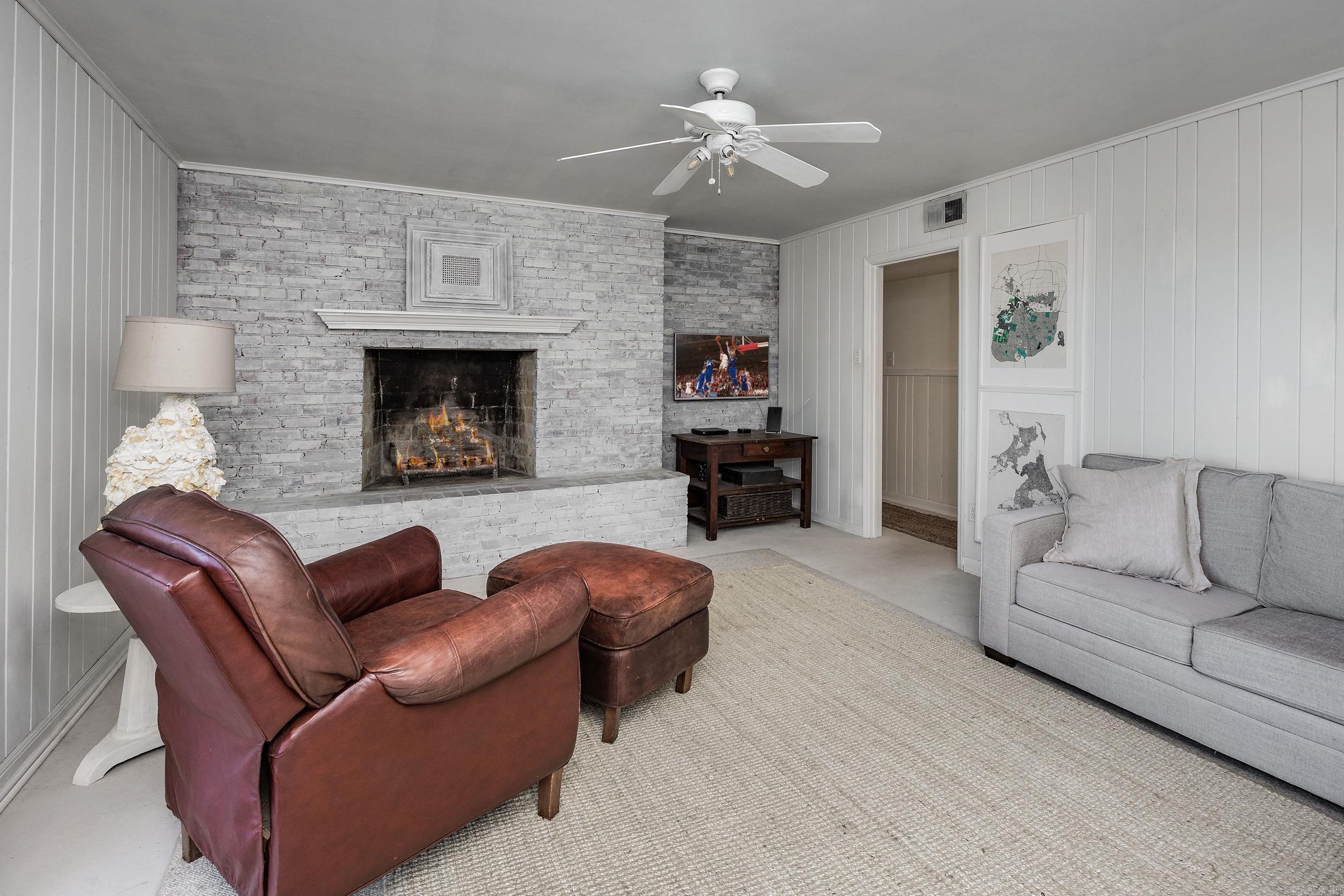 Pinnacle Mountain - Residential