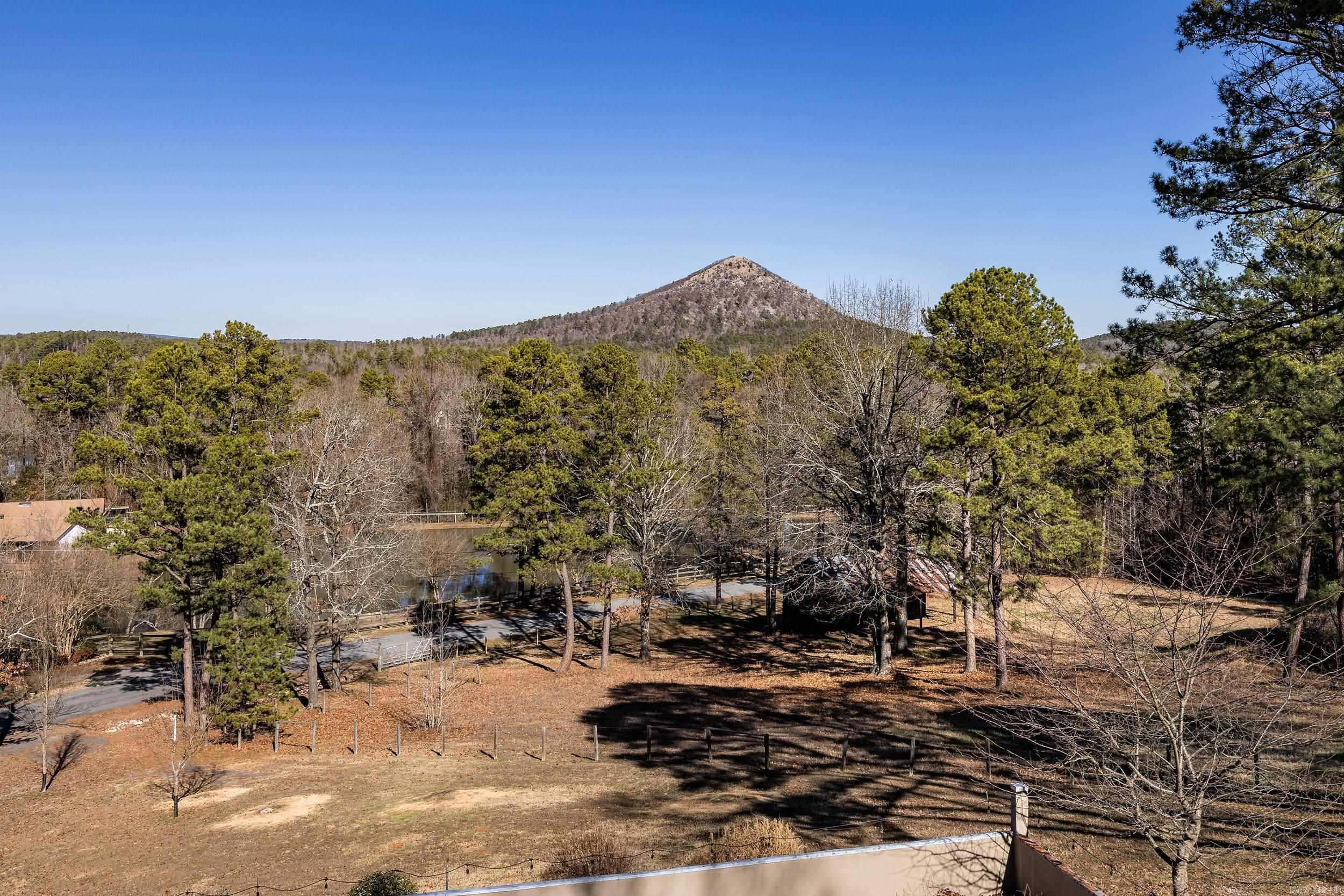 Pinnacle Mountain - Residential