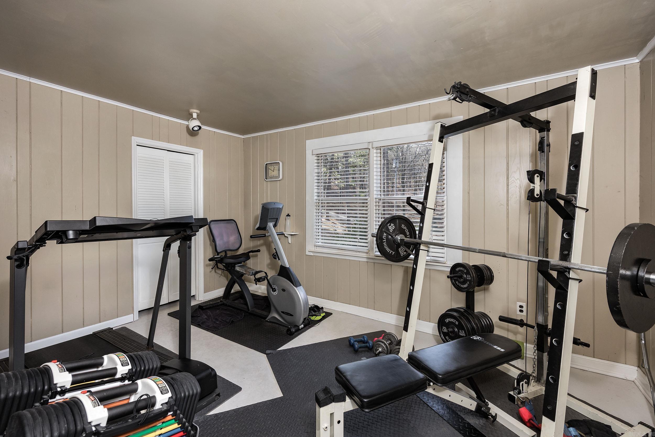 Pinnacle Mountain - Residential