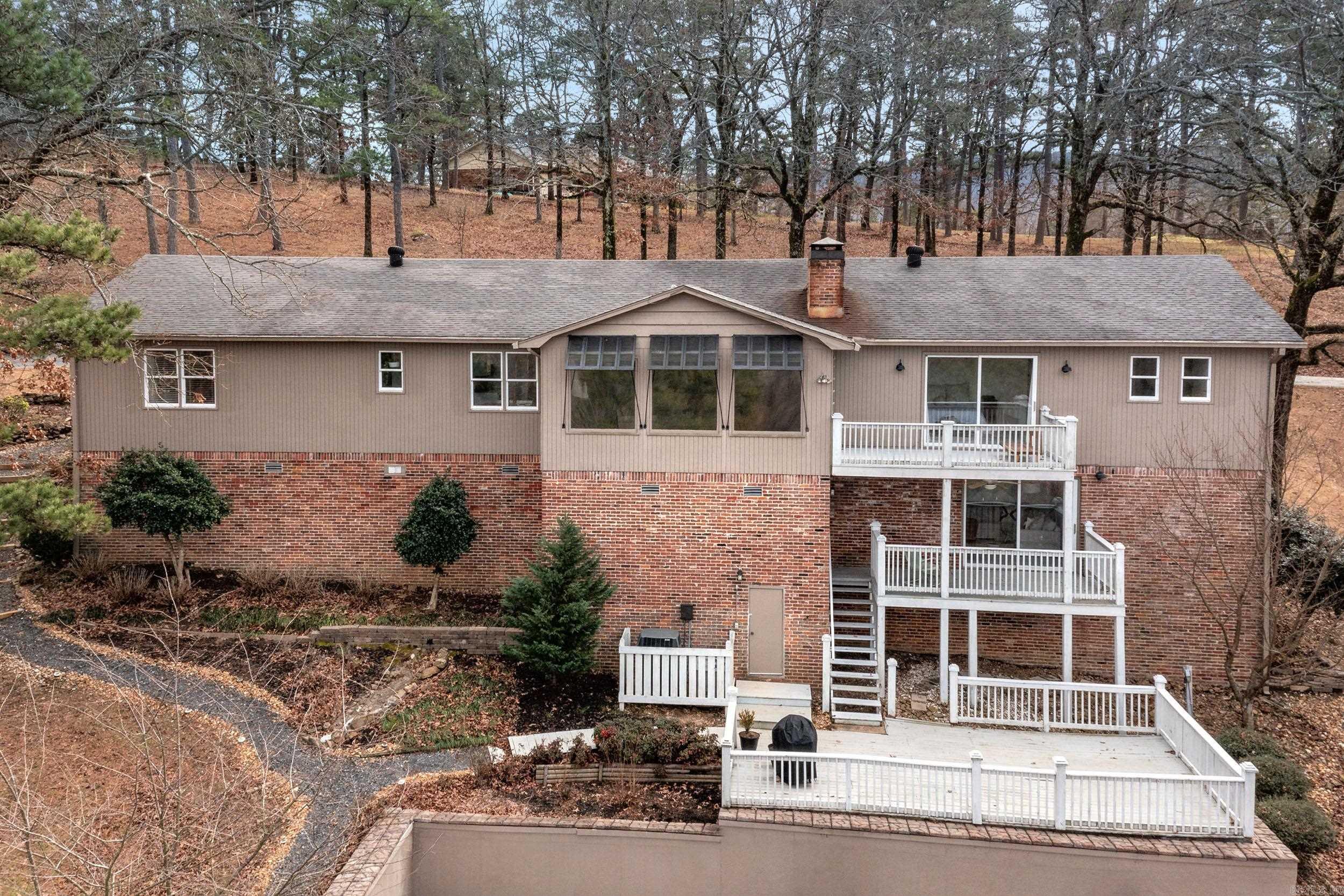 Pinnacle Mountain - Residential