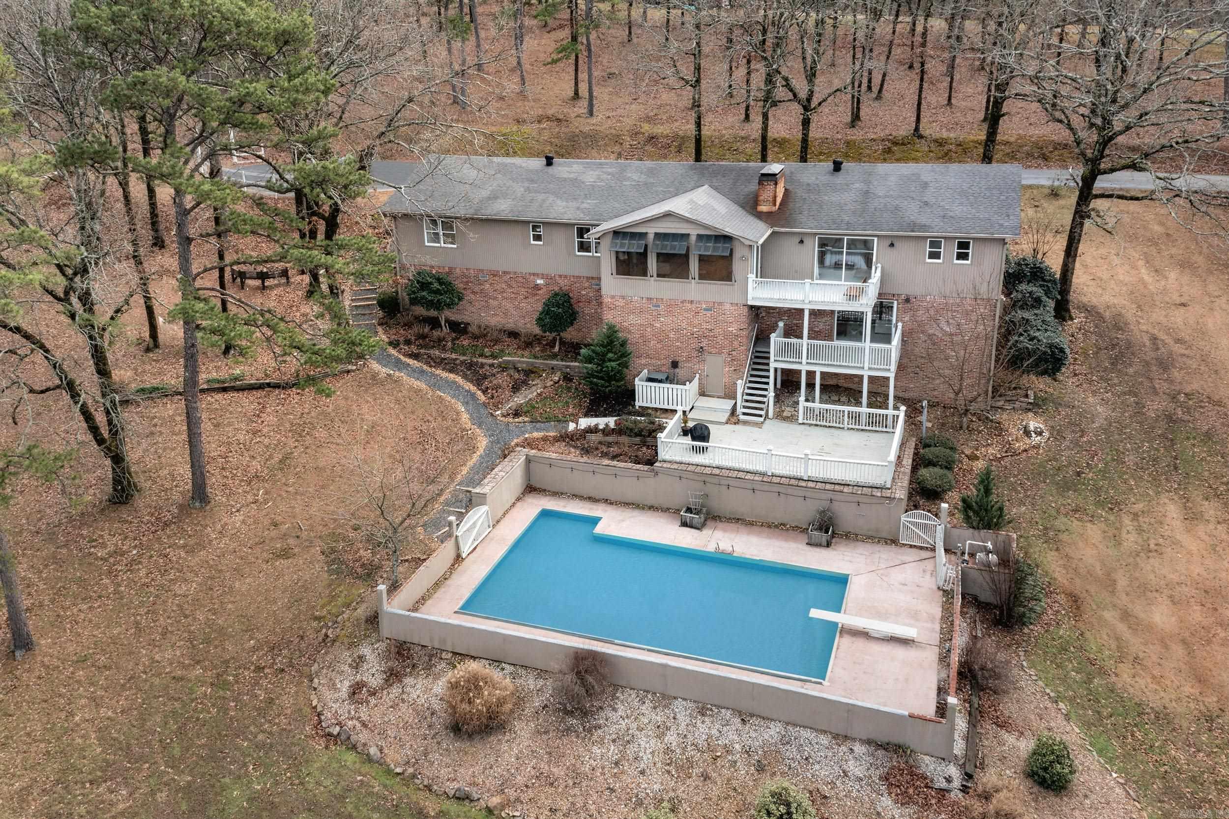 Pinnacle Mountain - Residential