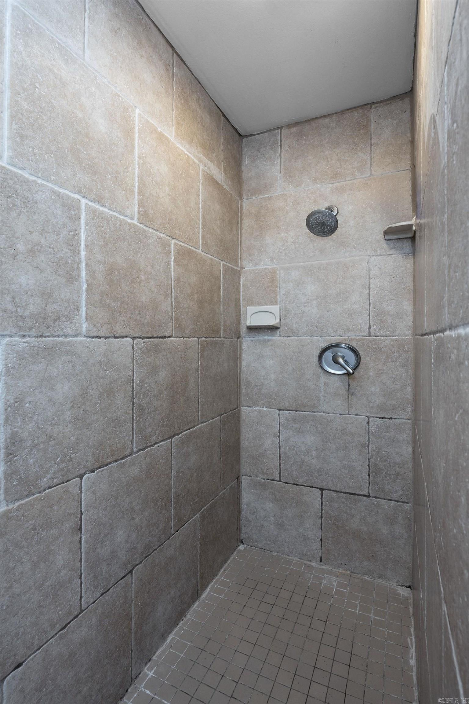 Pinnacle Mountain - Residential