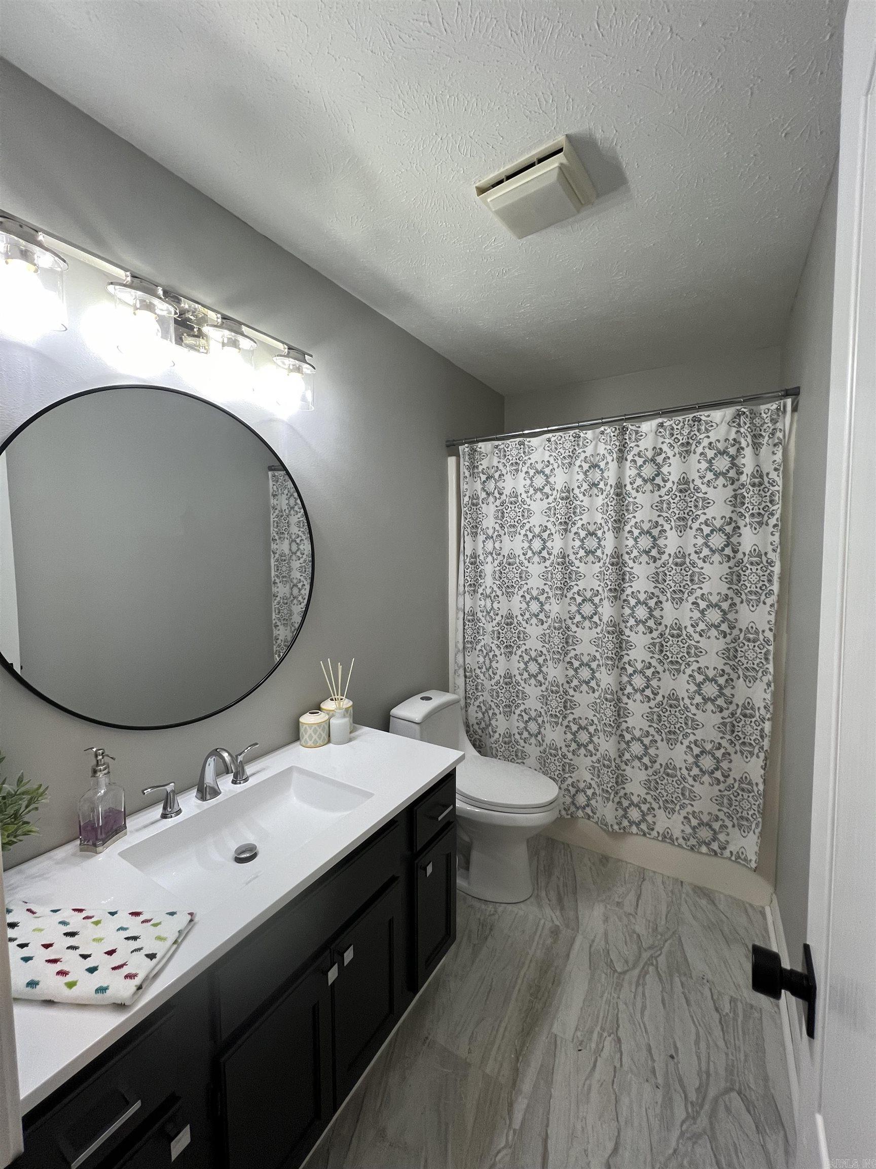 CROSSPOINT - Residential