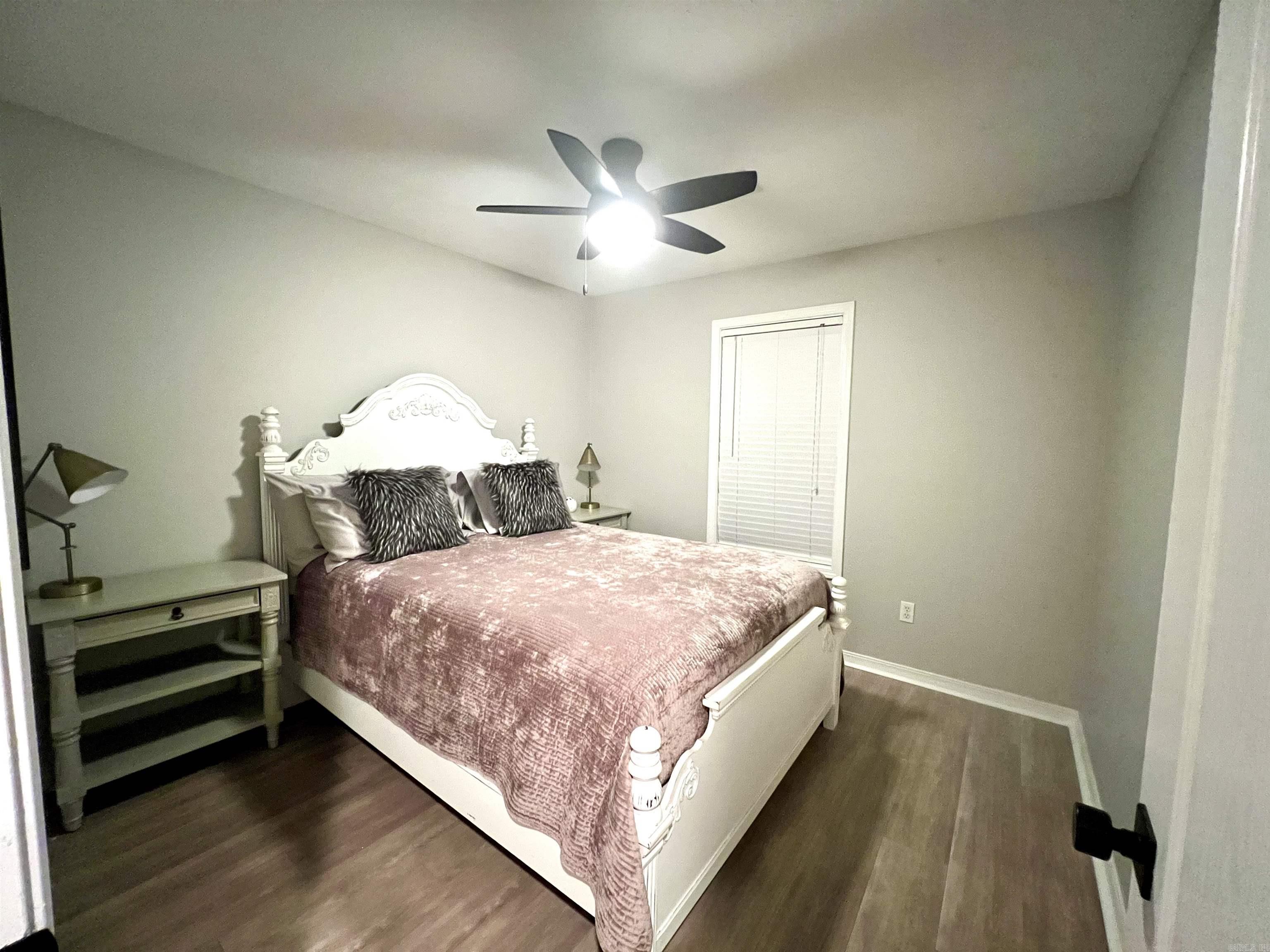 CROSSPOINT - Residential