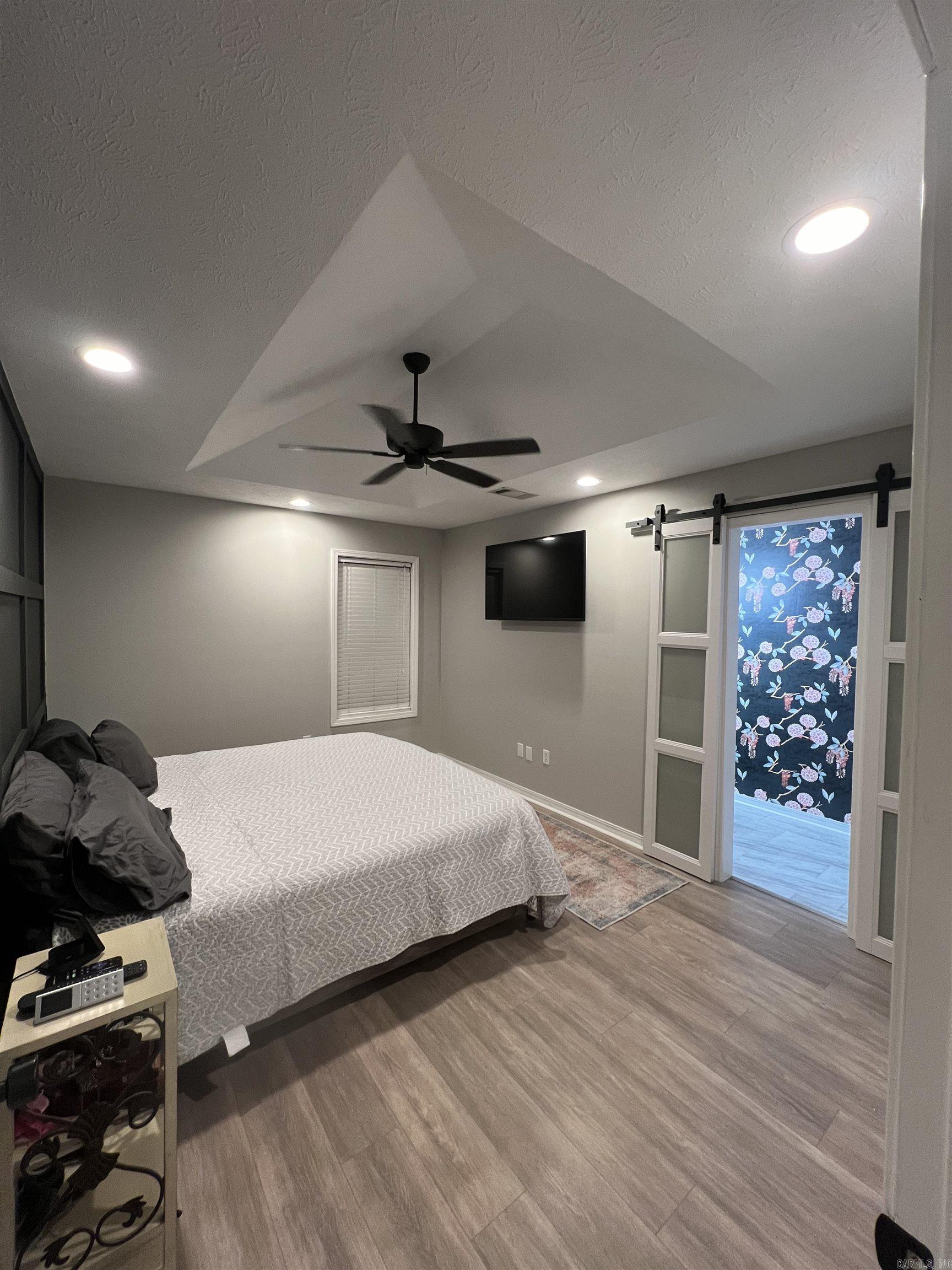 CROSSPOINT - Residential