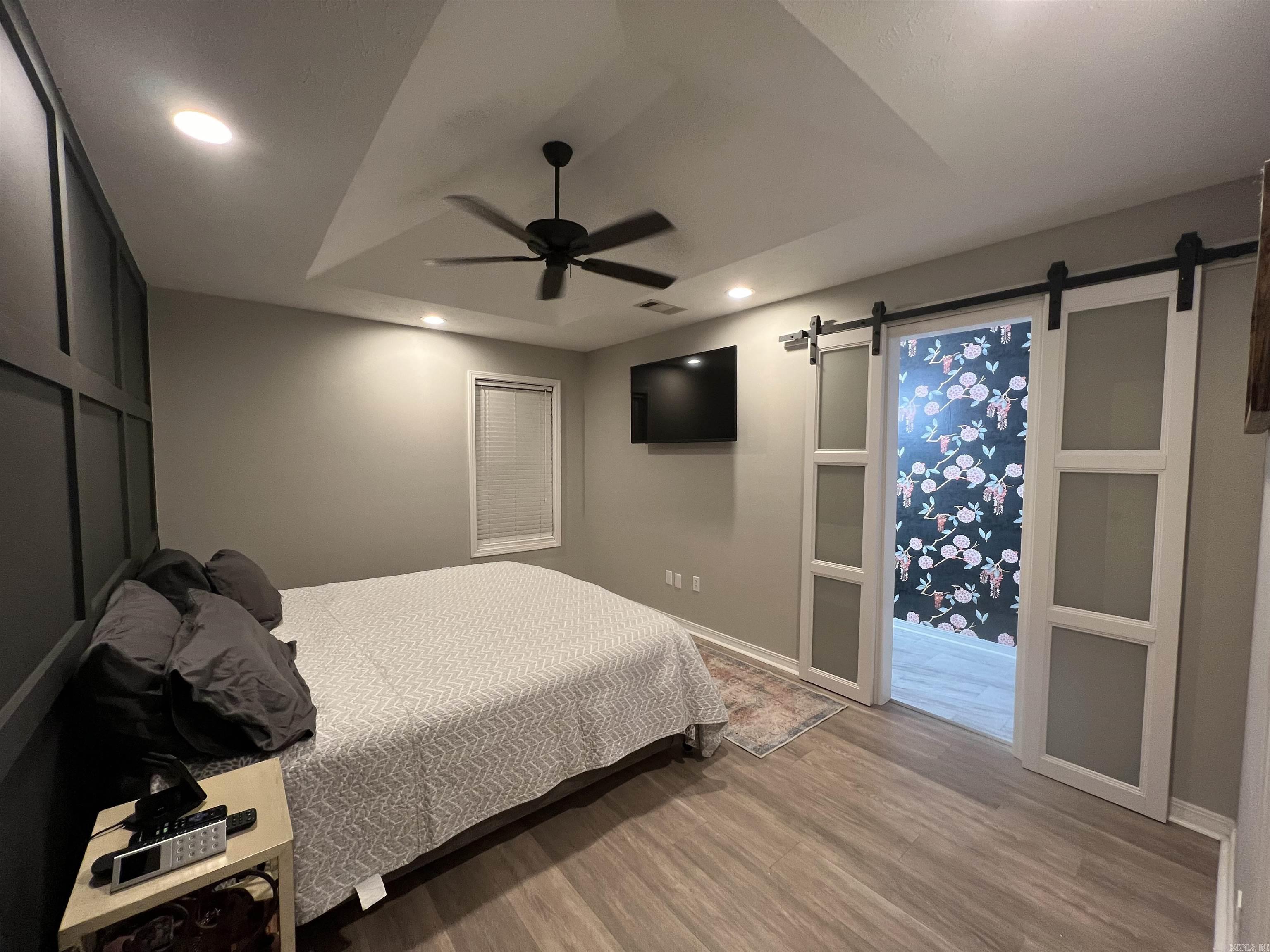 CROSSPOINT - Residential