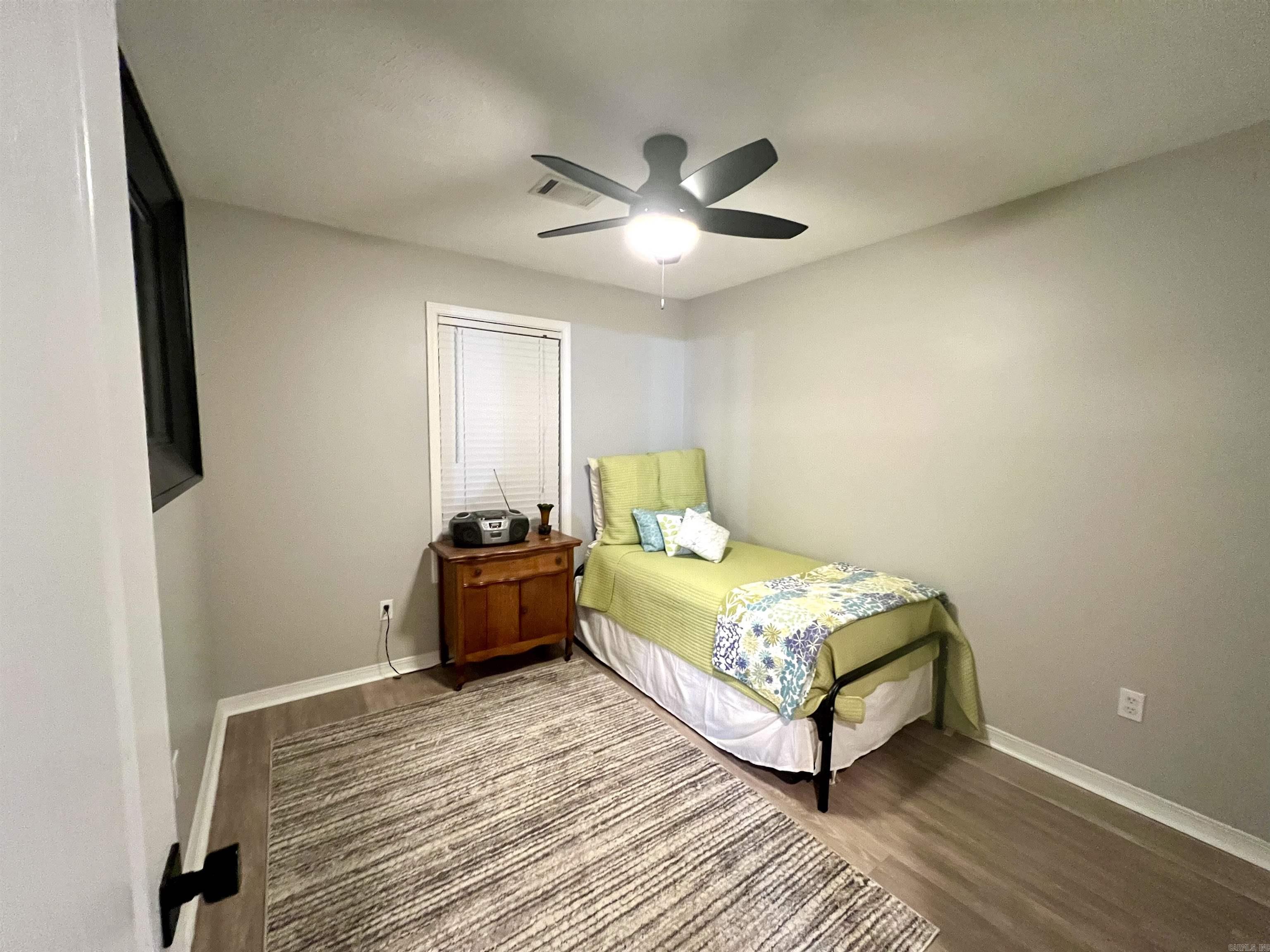 CROSSPOINT - Residential