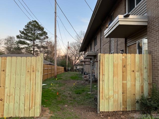 Watkins & Quarles - Residential Income