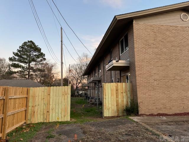 Watkins & Quarles - Residential Income