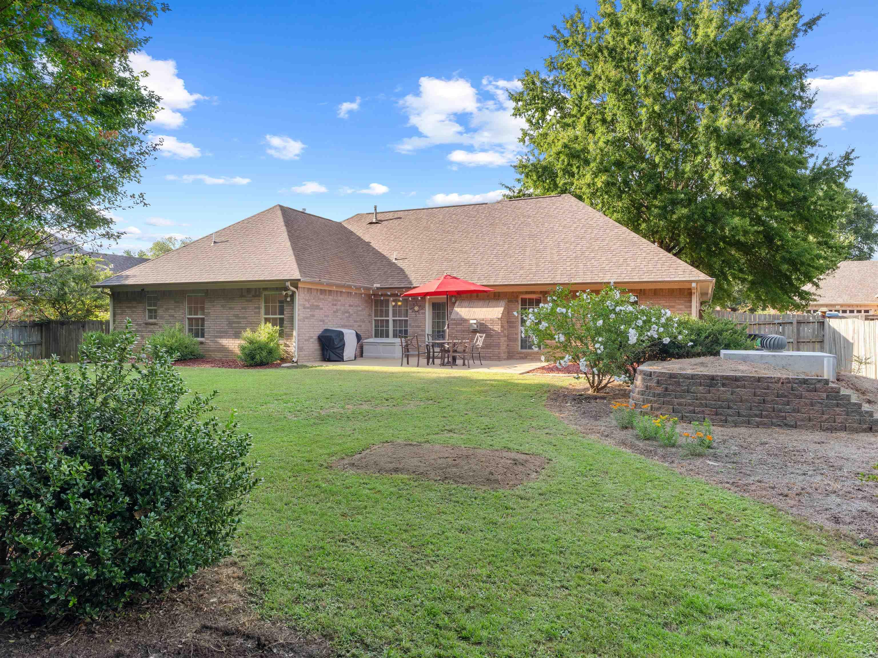 AUTUMN WOOD ESTATES - Residential