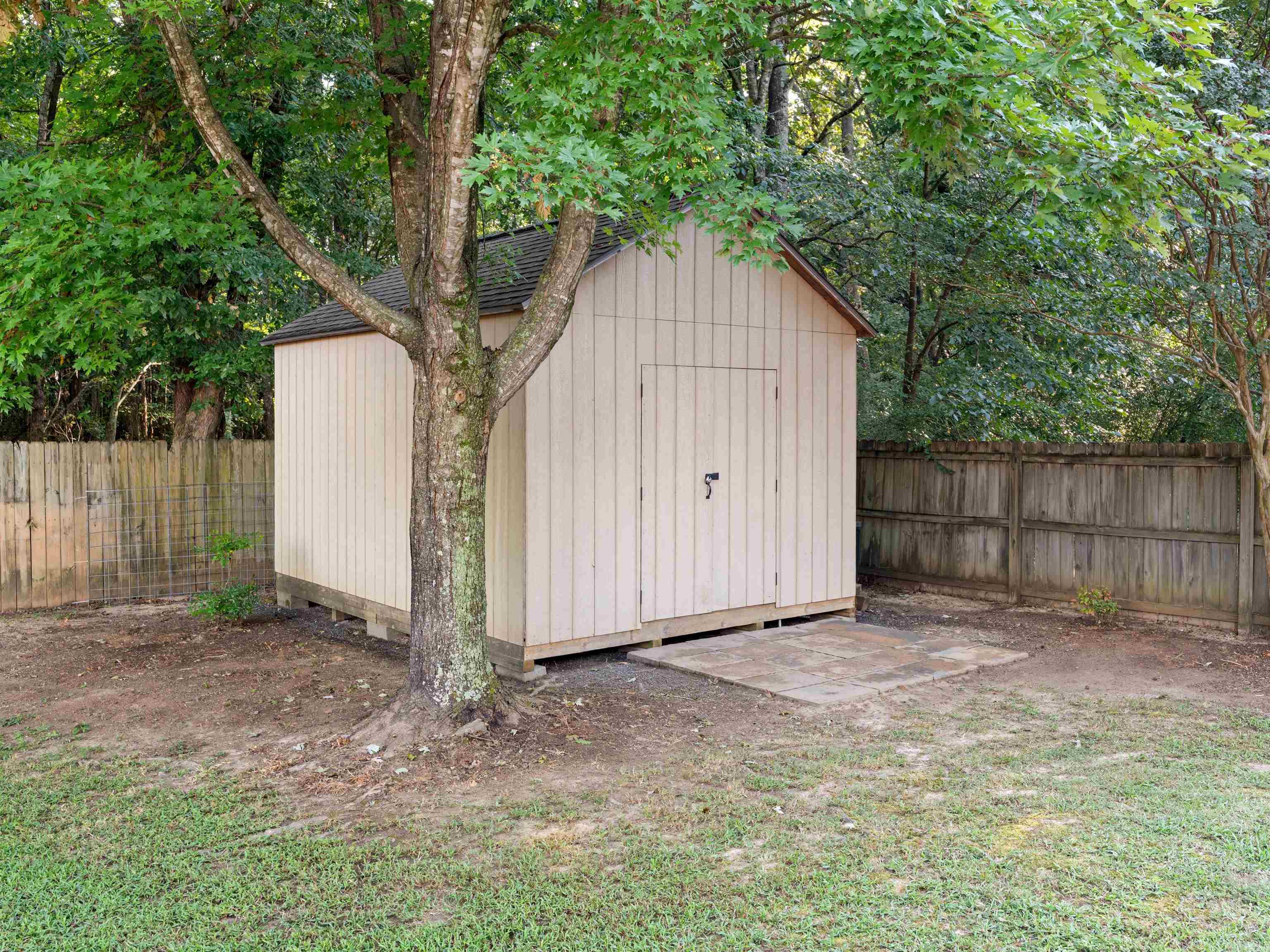AUTUMN WOOD ESTATES - Residential