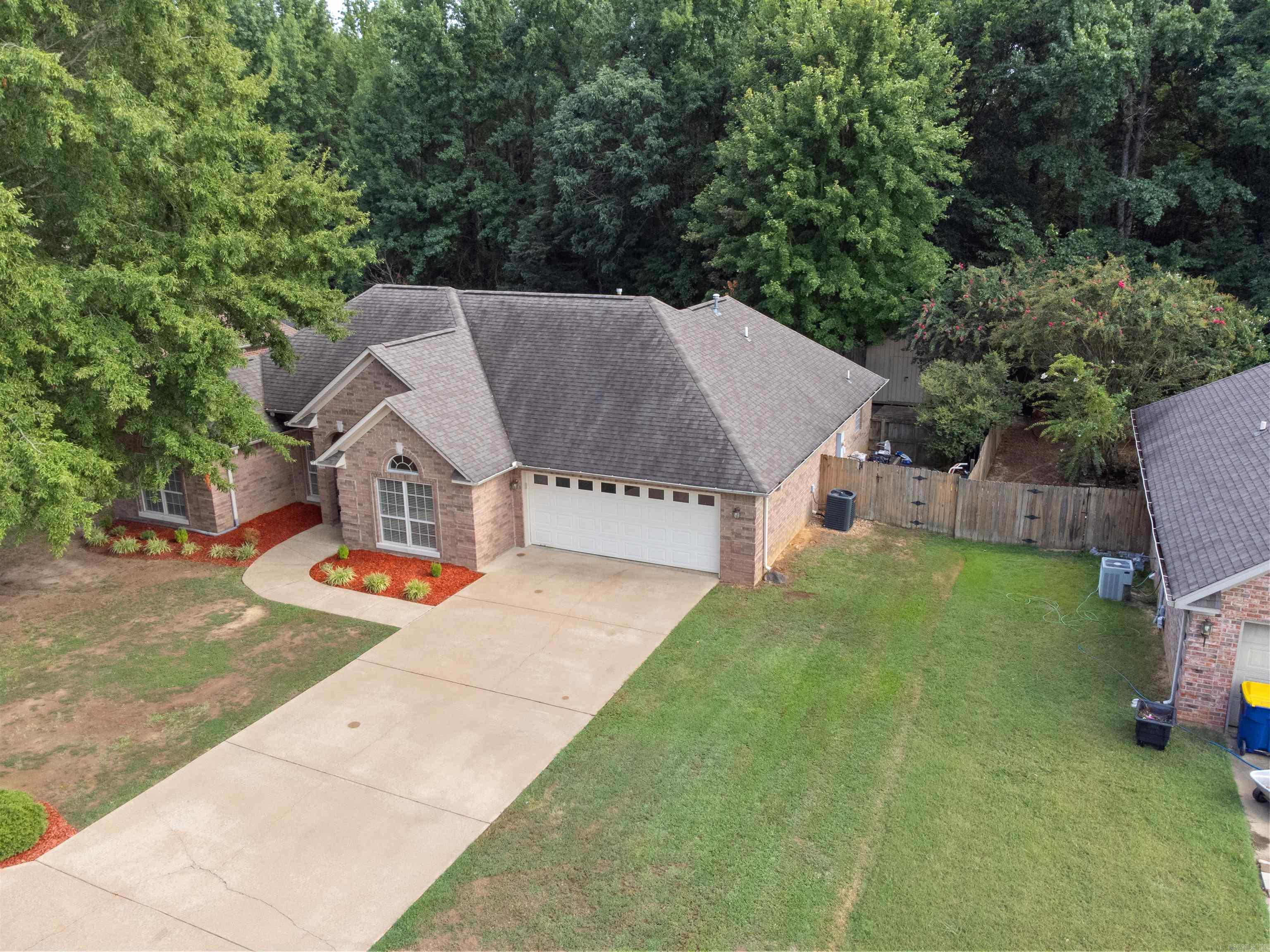 AUTUMN WOOD ESTATES - Residential