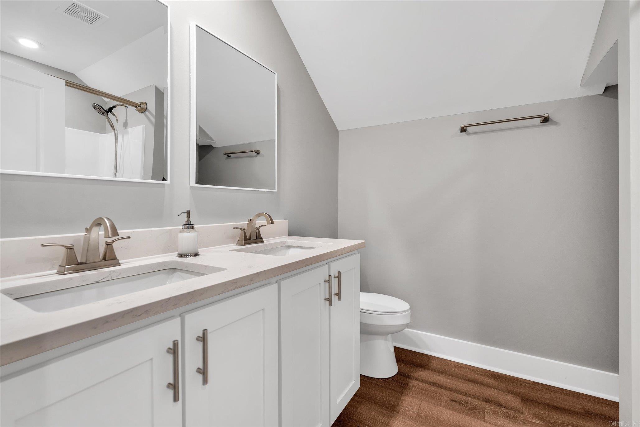 PROSPECT VILLAGE - Residential