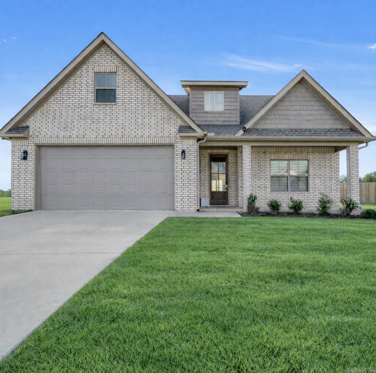 PROSPECT VILLAGE - Residential