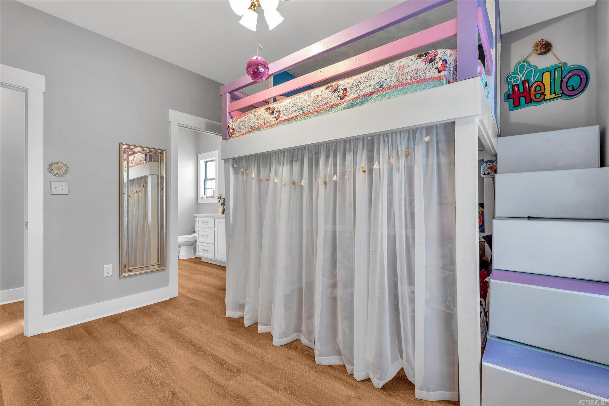 PROSPECT VILLAGE - Residential