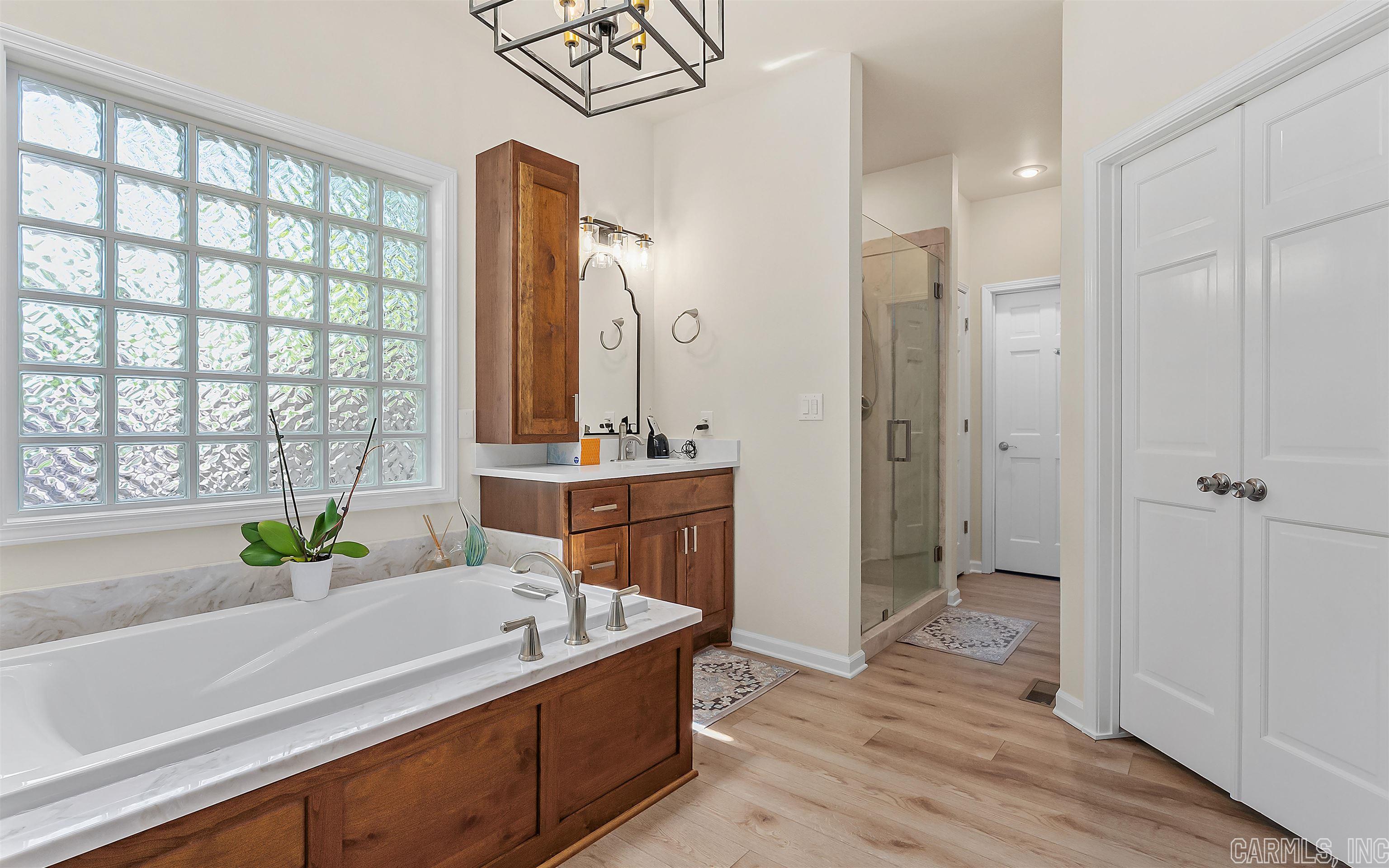 ZAFIRO - Residential