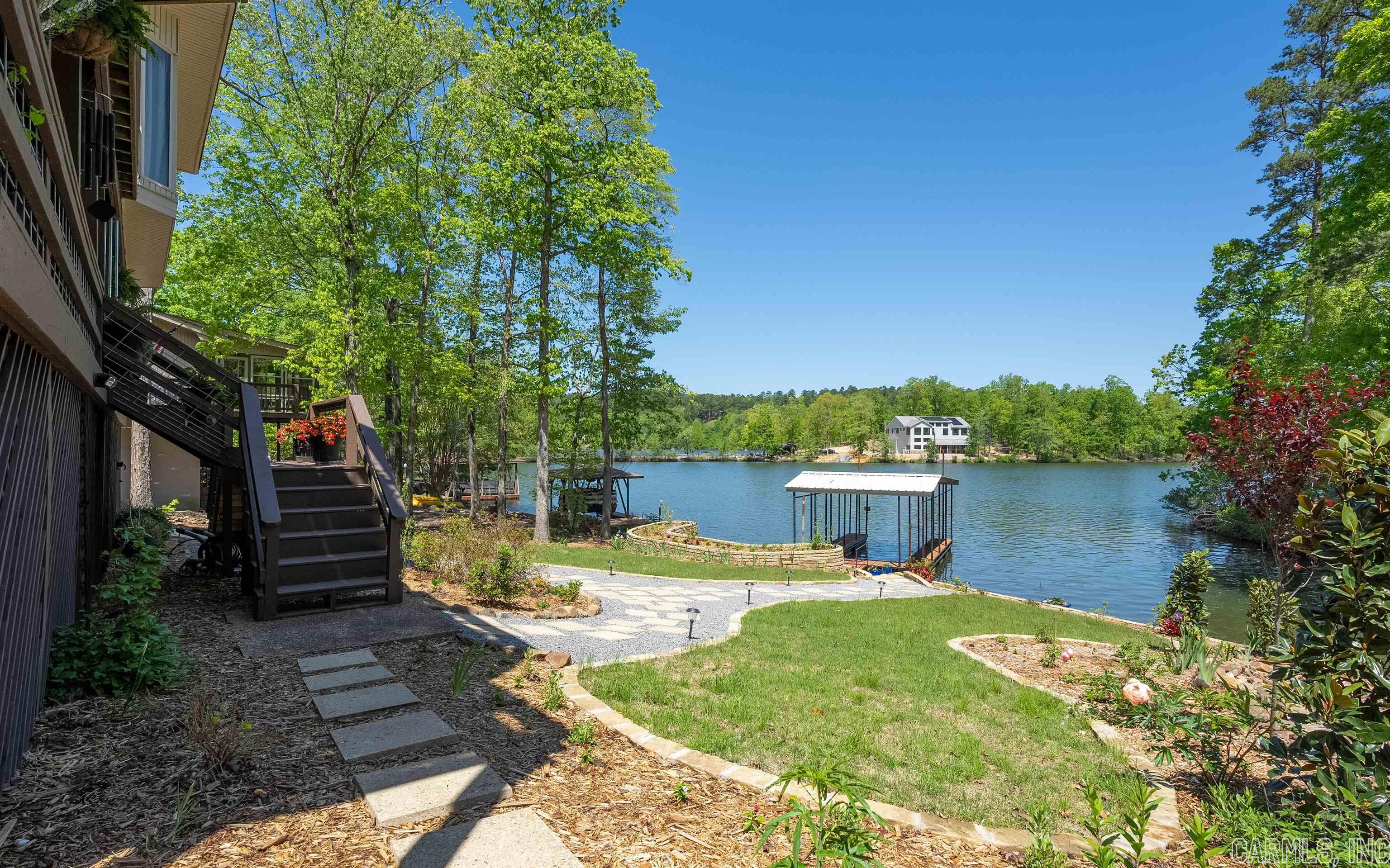 ZAFIRO - Residential