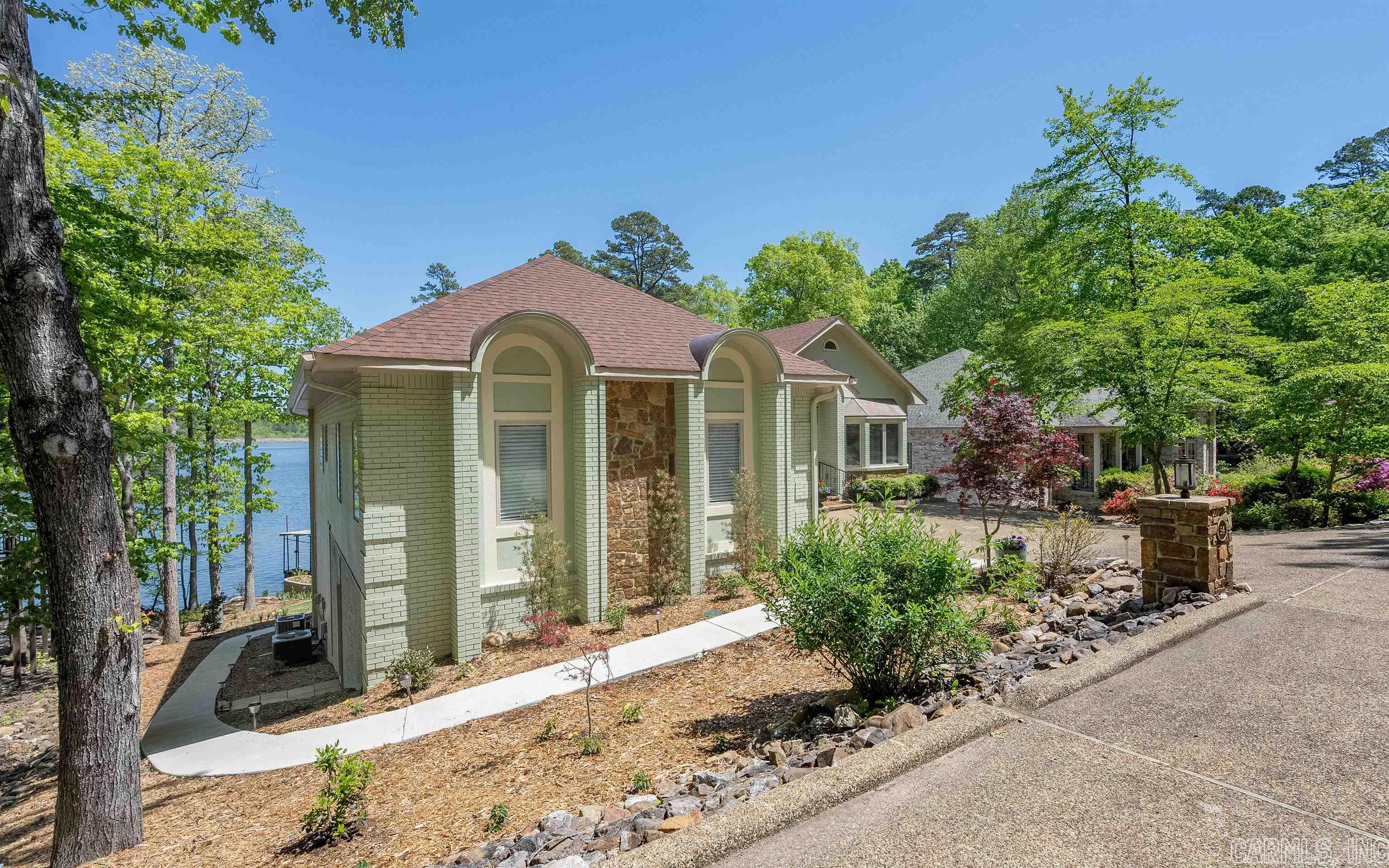 ZAFIRO - Residential