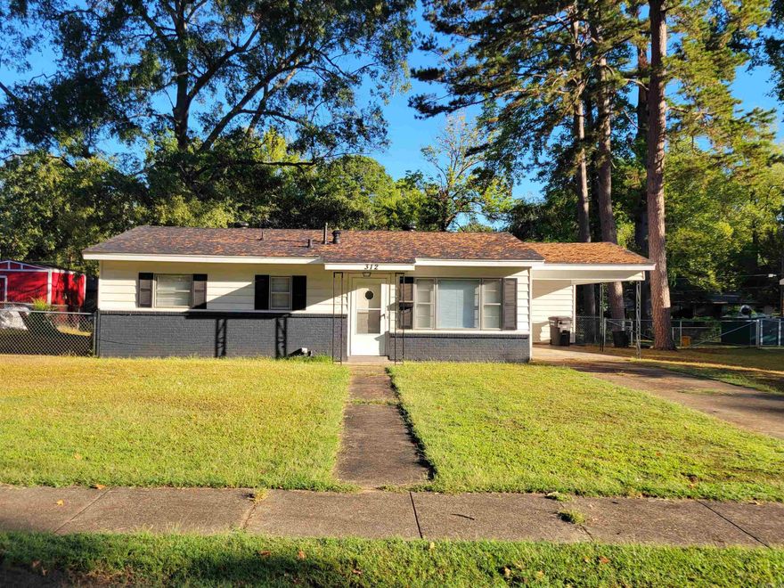 3 Bed 1 Bath home for rent. Contact Century 21 Prestige Realty for rental information at 501-982-7474  Applications are $50 per person. You can apply at www. c21prjxrentals.com  Rent $995 Deposit $995