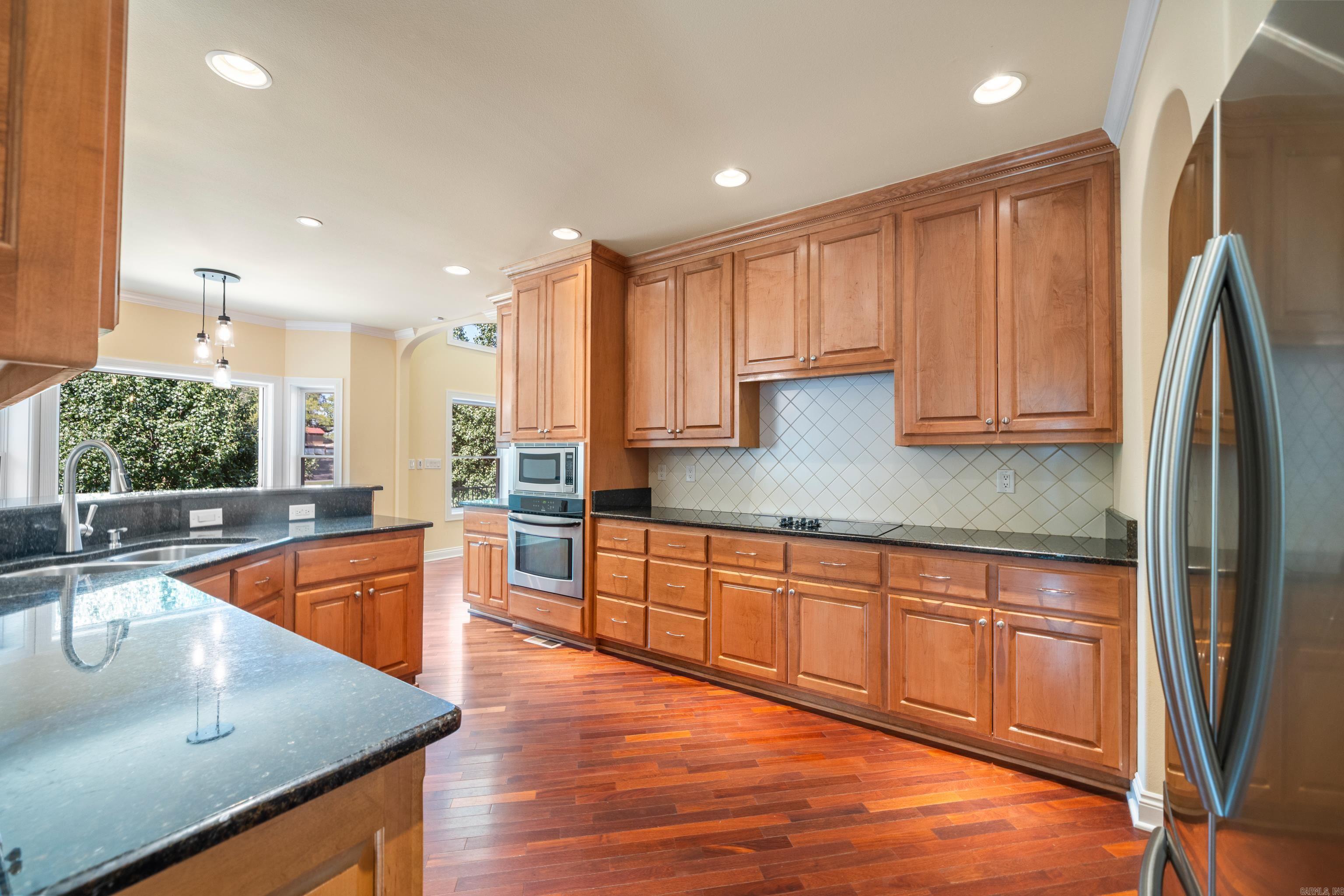 WINDOVER HILLS - Residential