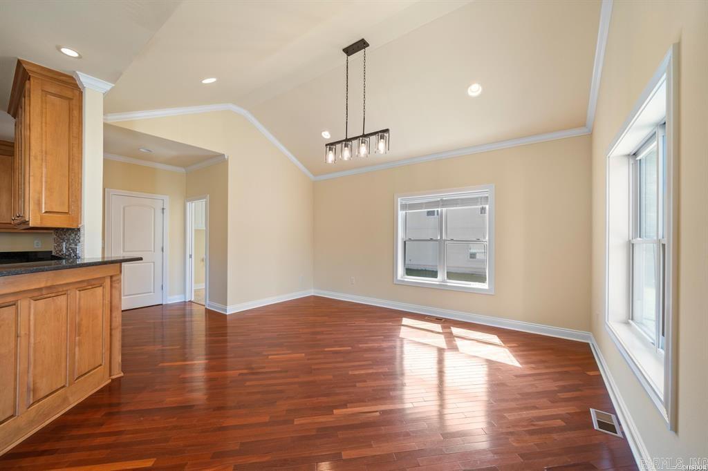 WINDOVER HILLS - Residential