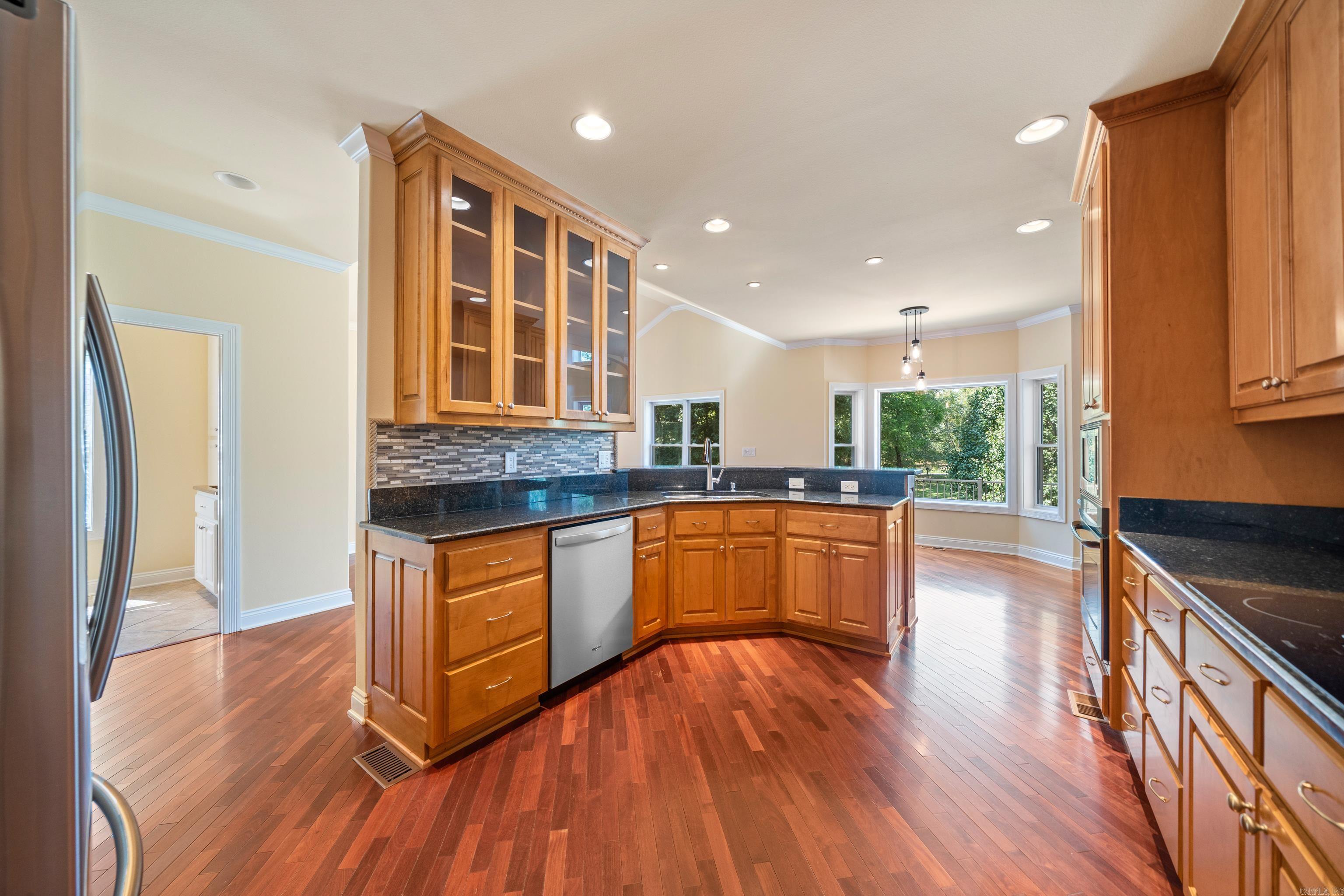 WINDOVER HILLS - Residential