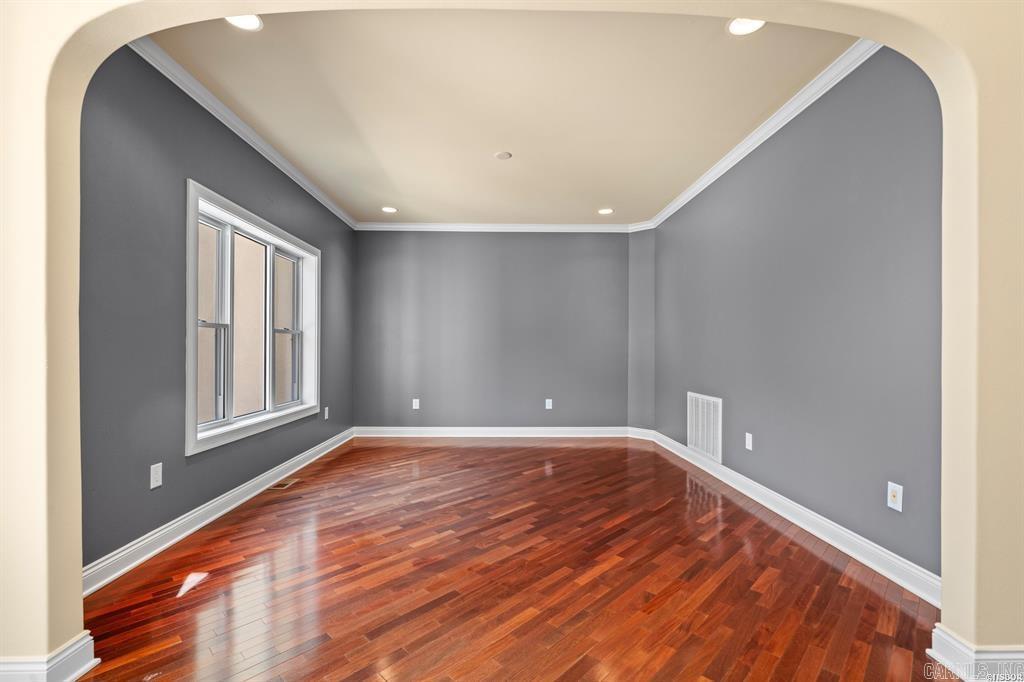 WINDOVER HILLS - Residential