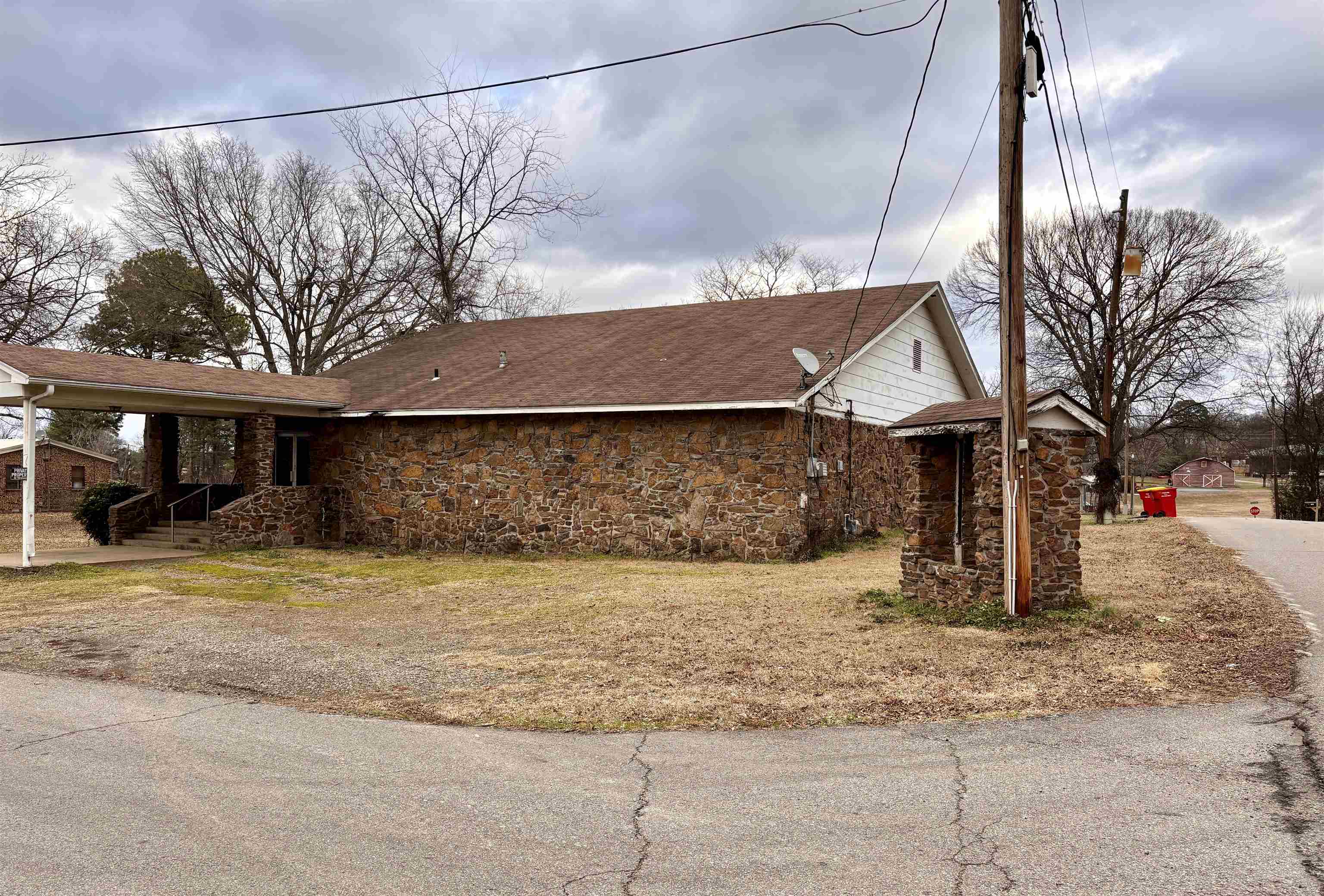 L.M. EARL ADDN - Residential