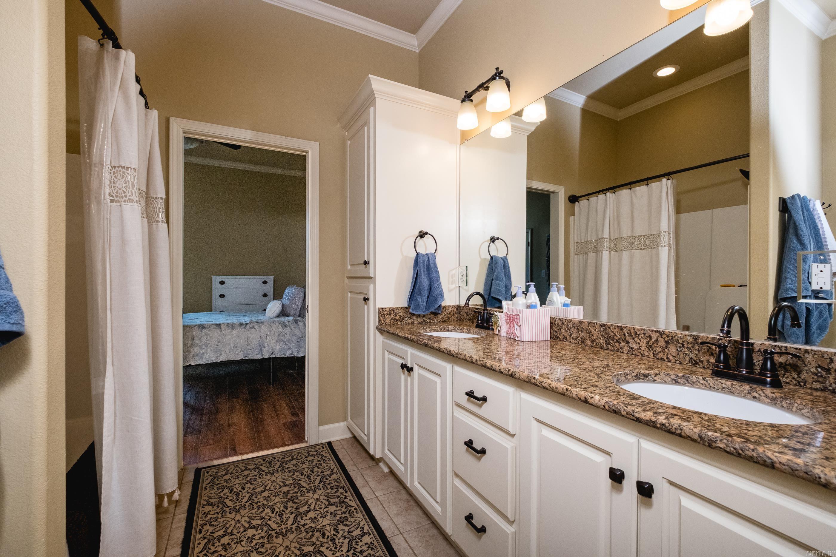 CHENAL VALLEY TOURNAY CIRCLE - Residential