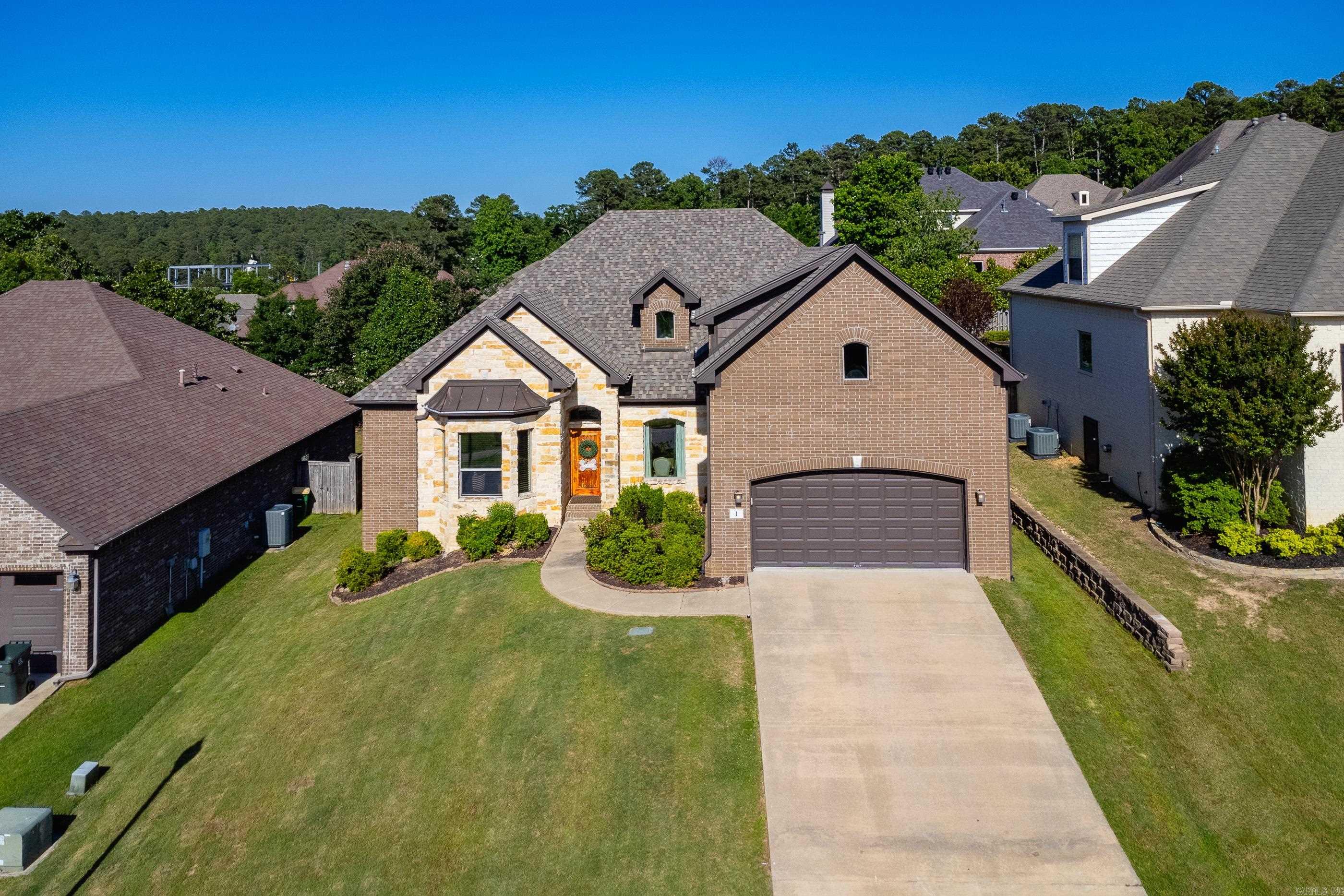 CHENAL VALLEY TOURNAY CIRCLE - Residential