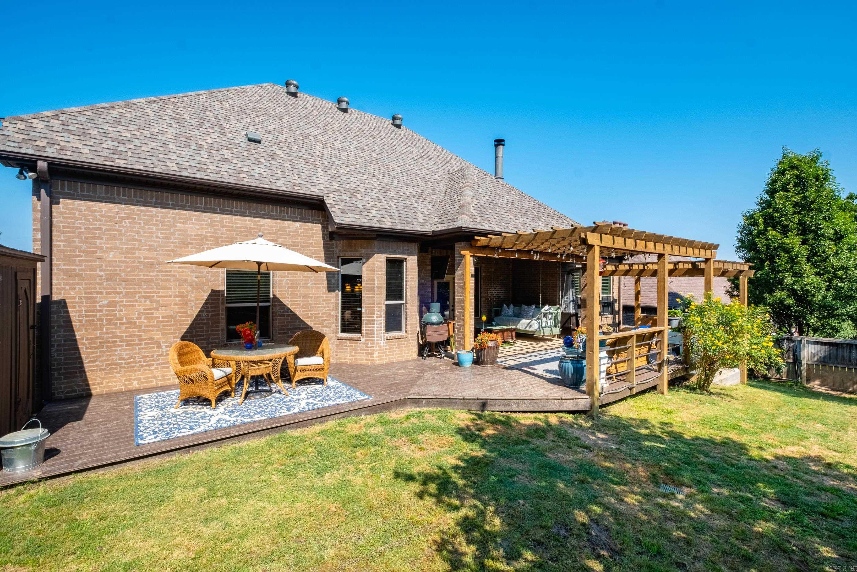 CHENAL VALLEY TOURNAY CIRCLE - Residential