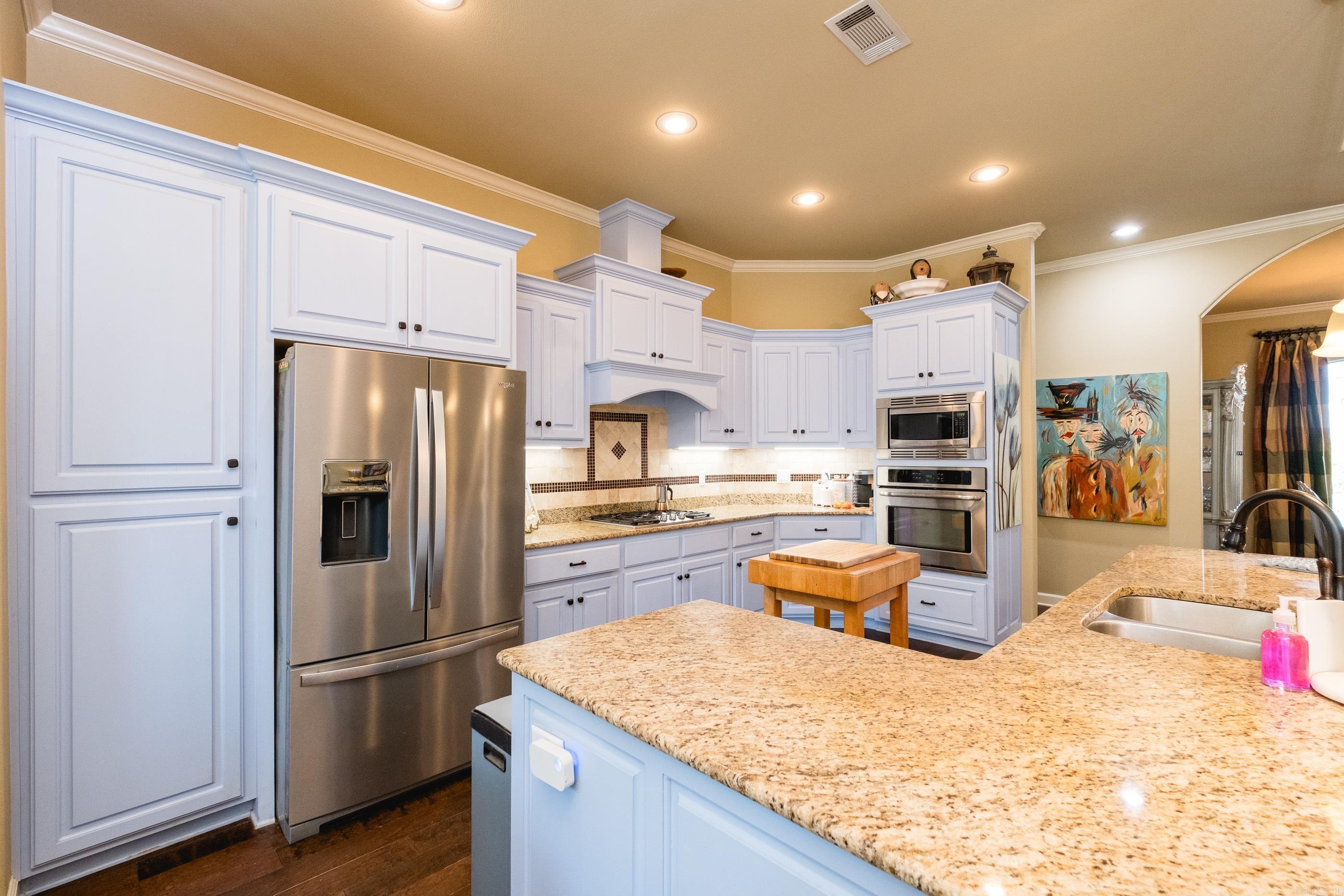 CHENAL VALLEY TOURNAY CIRCLE - Residential