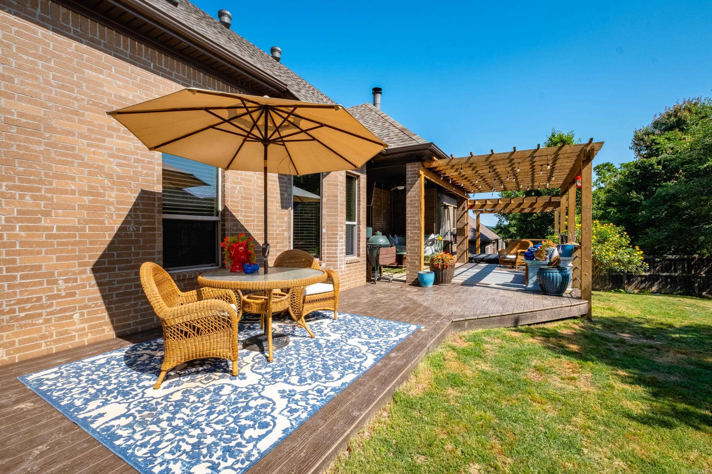 CHENAL VALLEY TOURNAY CIRCLE - Residential
