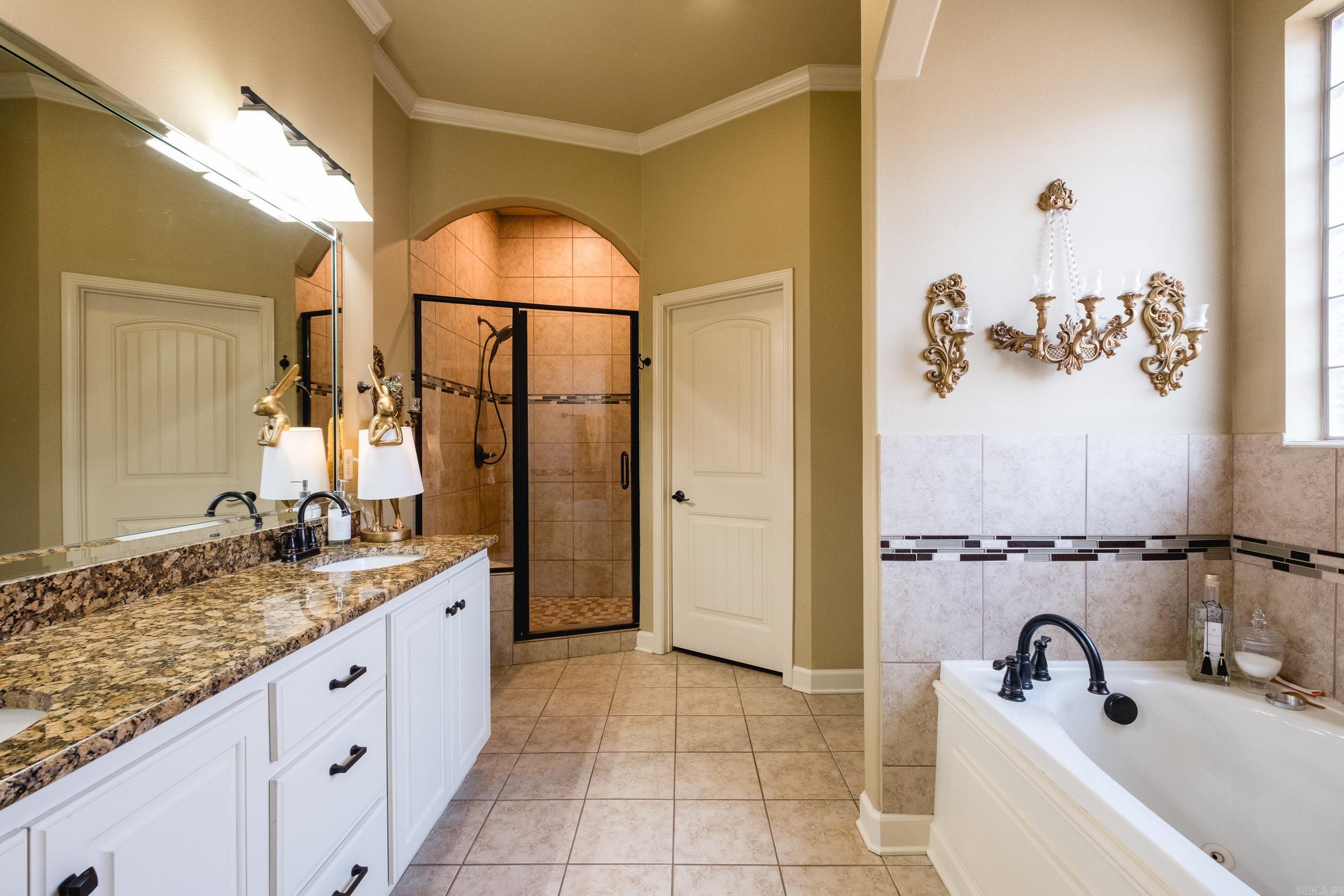 CHENAL VALLEY TOURNAY CIRCLE - Residential