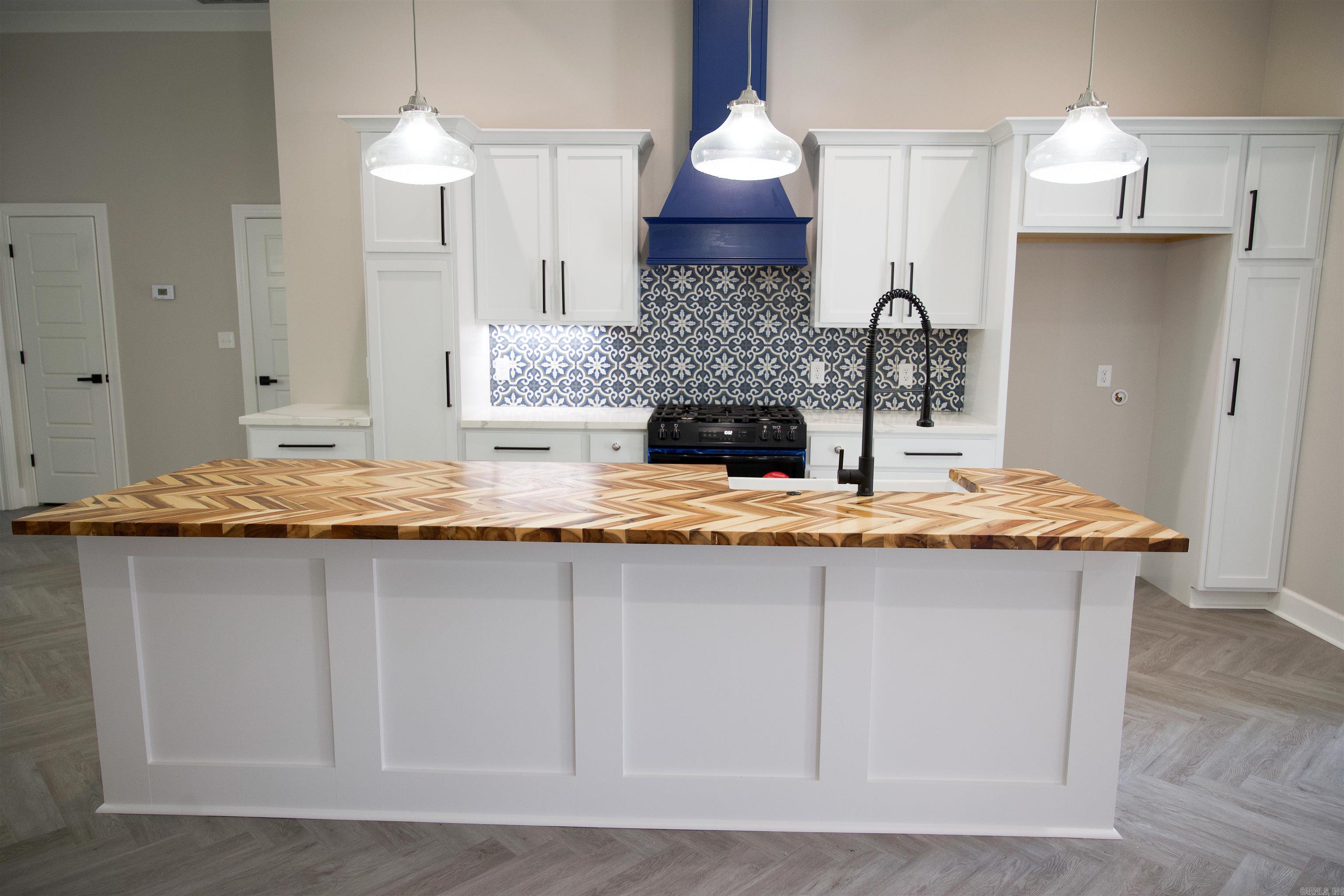 Kanis Village Phase 1 - Residential