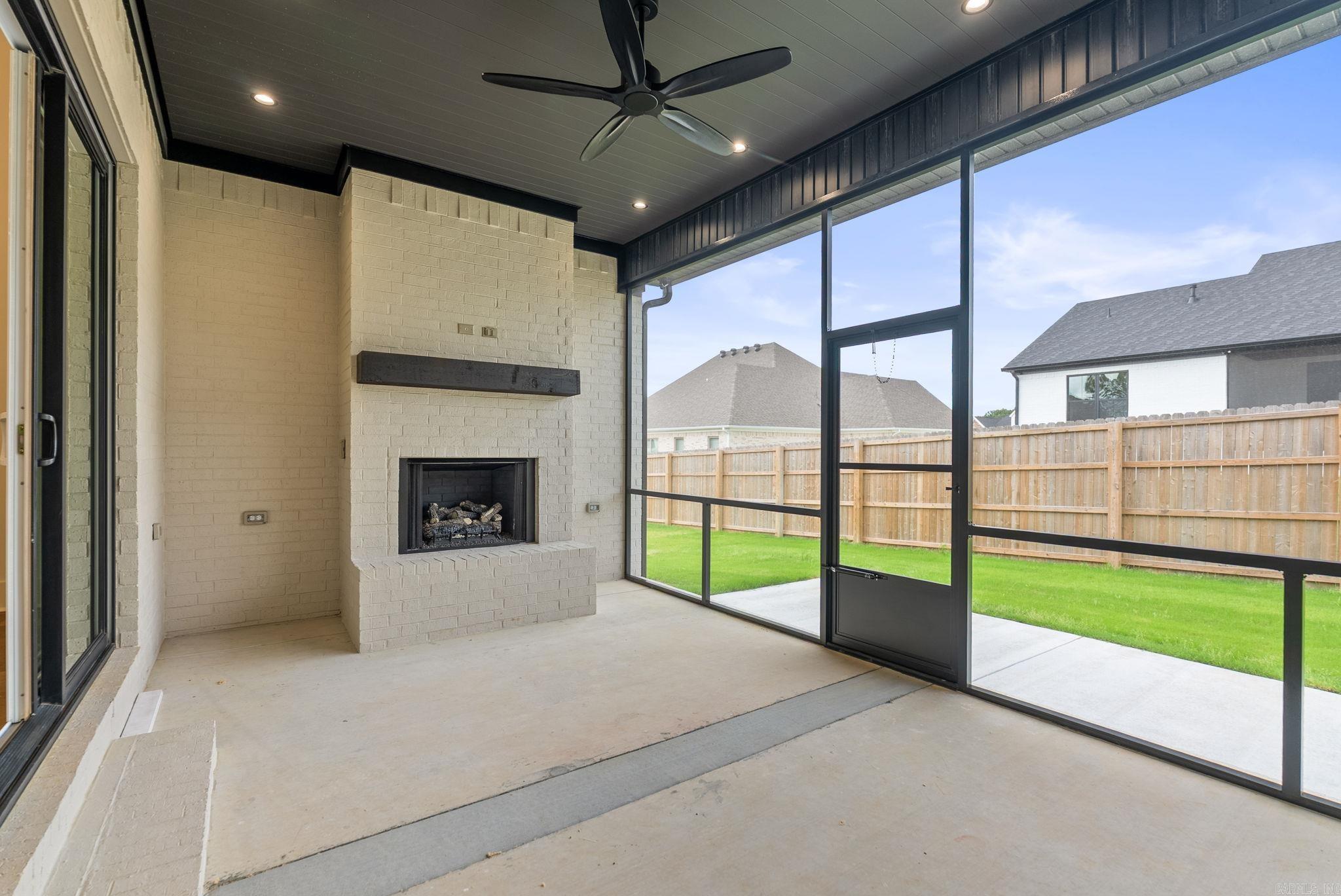 Lands End Estates - Residential