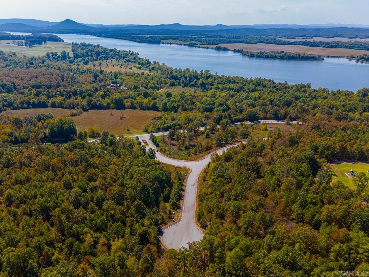 MOUNTAIN CREST ESTATES - Land