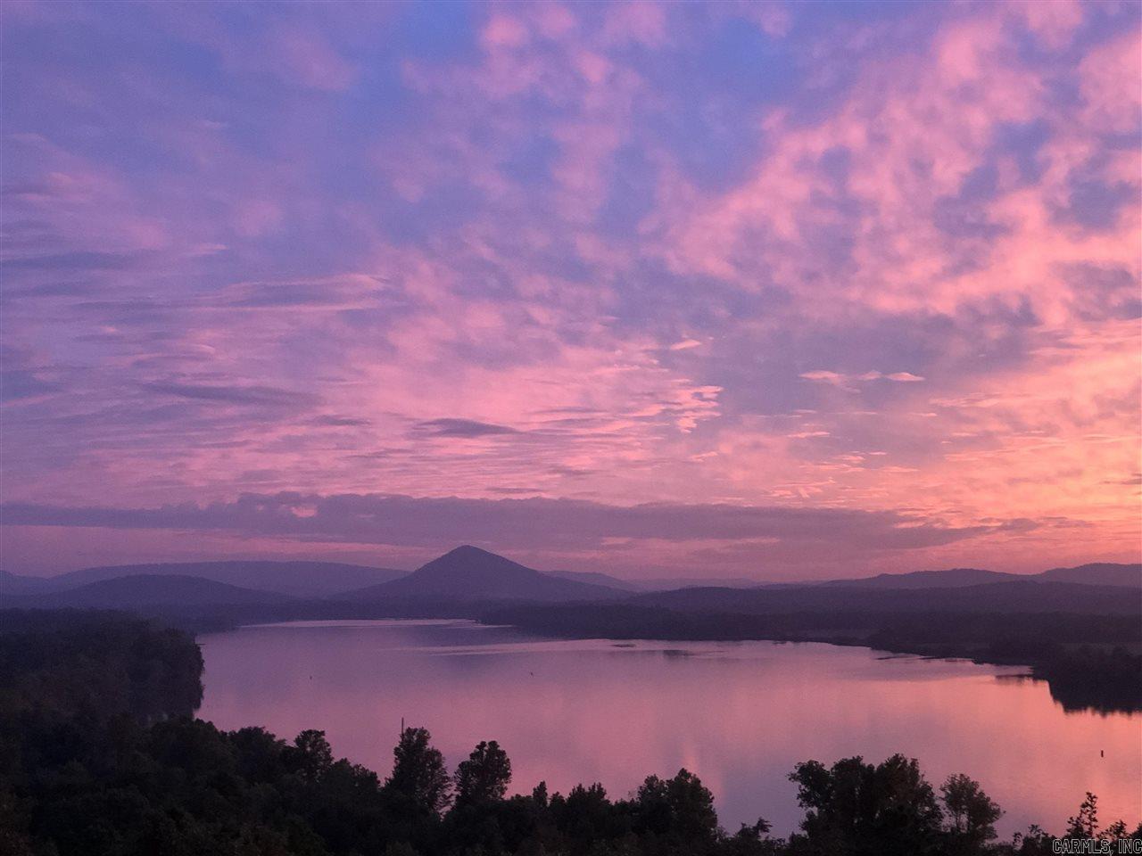 MOUNTAIN CREST ESTATES - Land