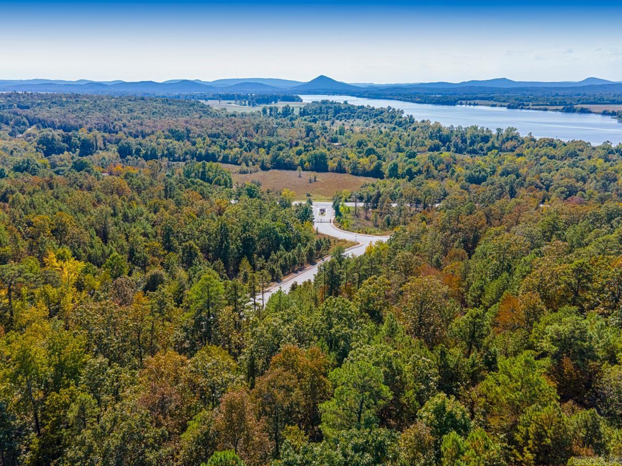 MOUNTAIN CREST ESTATES - Land