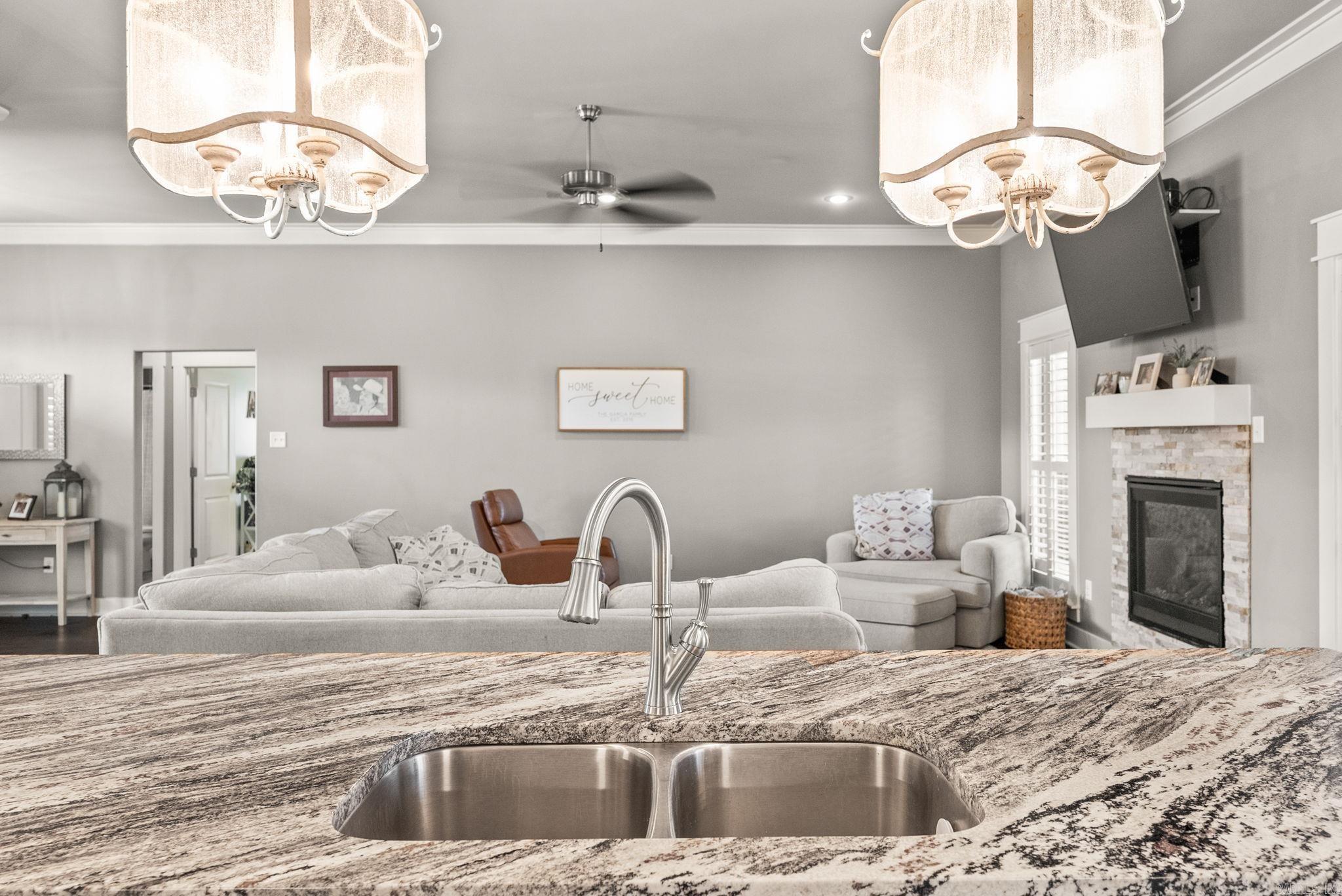 SALEM WOODS - Residential