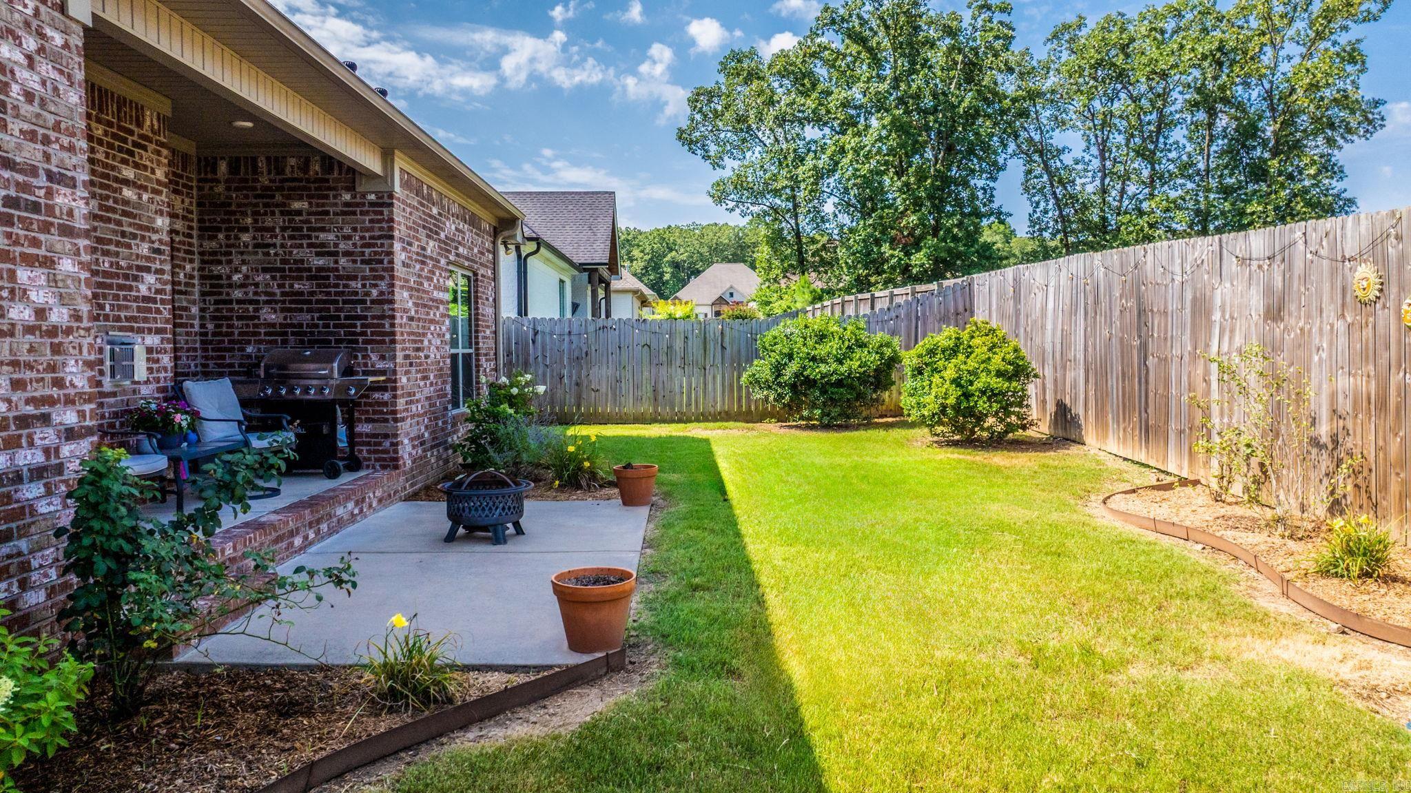 SALEM WOODS - Residential