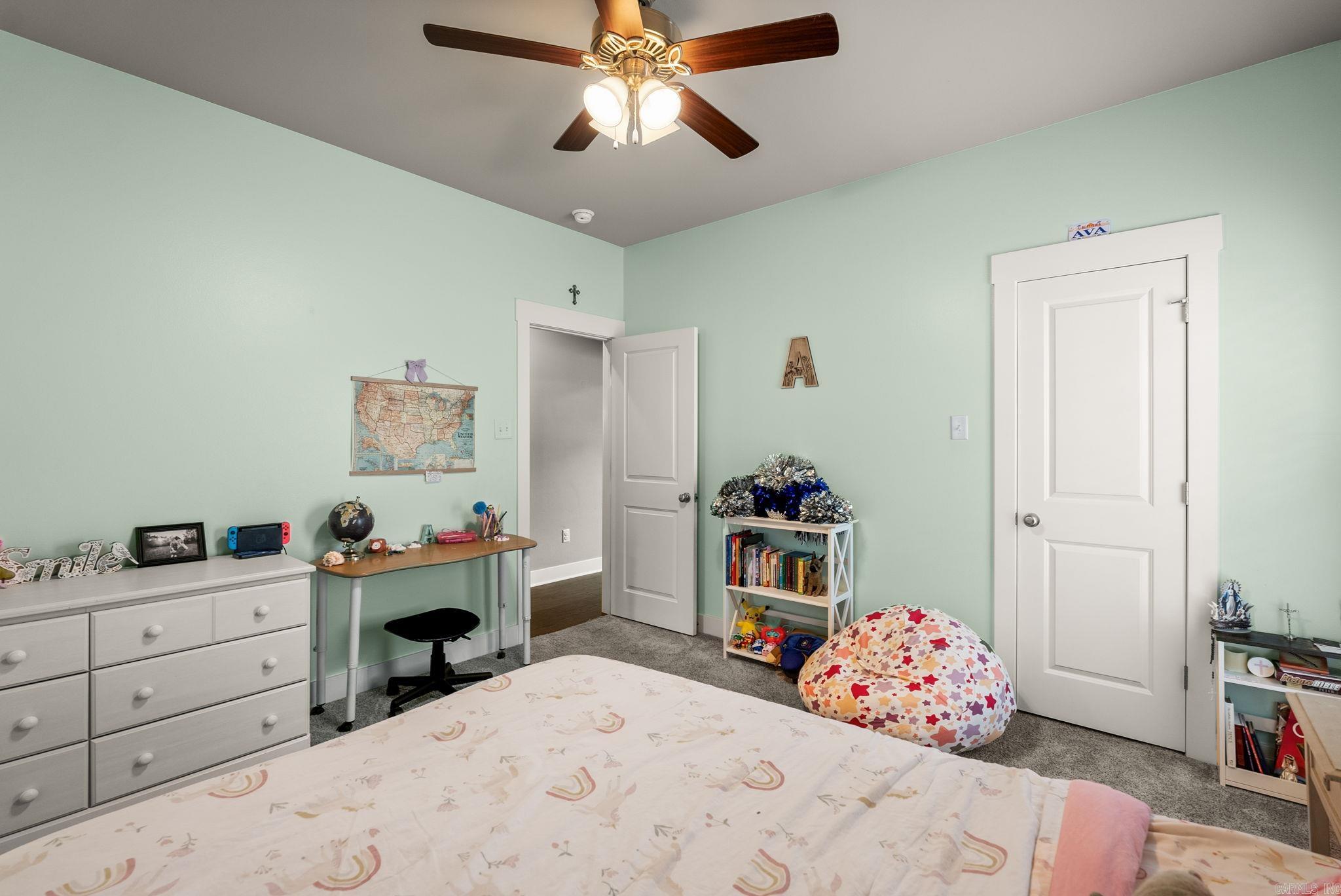 SALEM WOODS - Residential